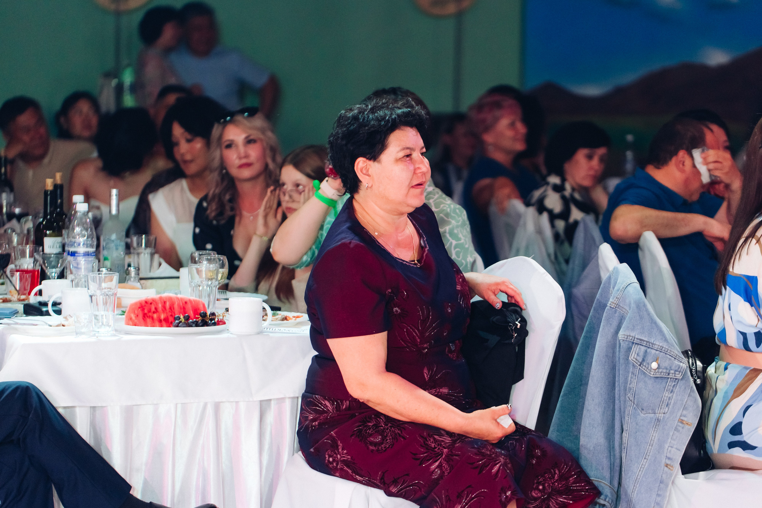 Выпускной вечер. 49 школа. Баран на корове. Свадебный и семейный фотограф в Улан-Удэ