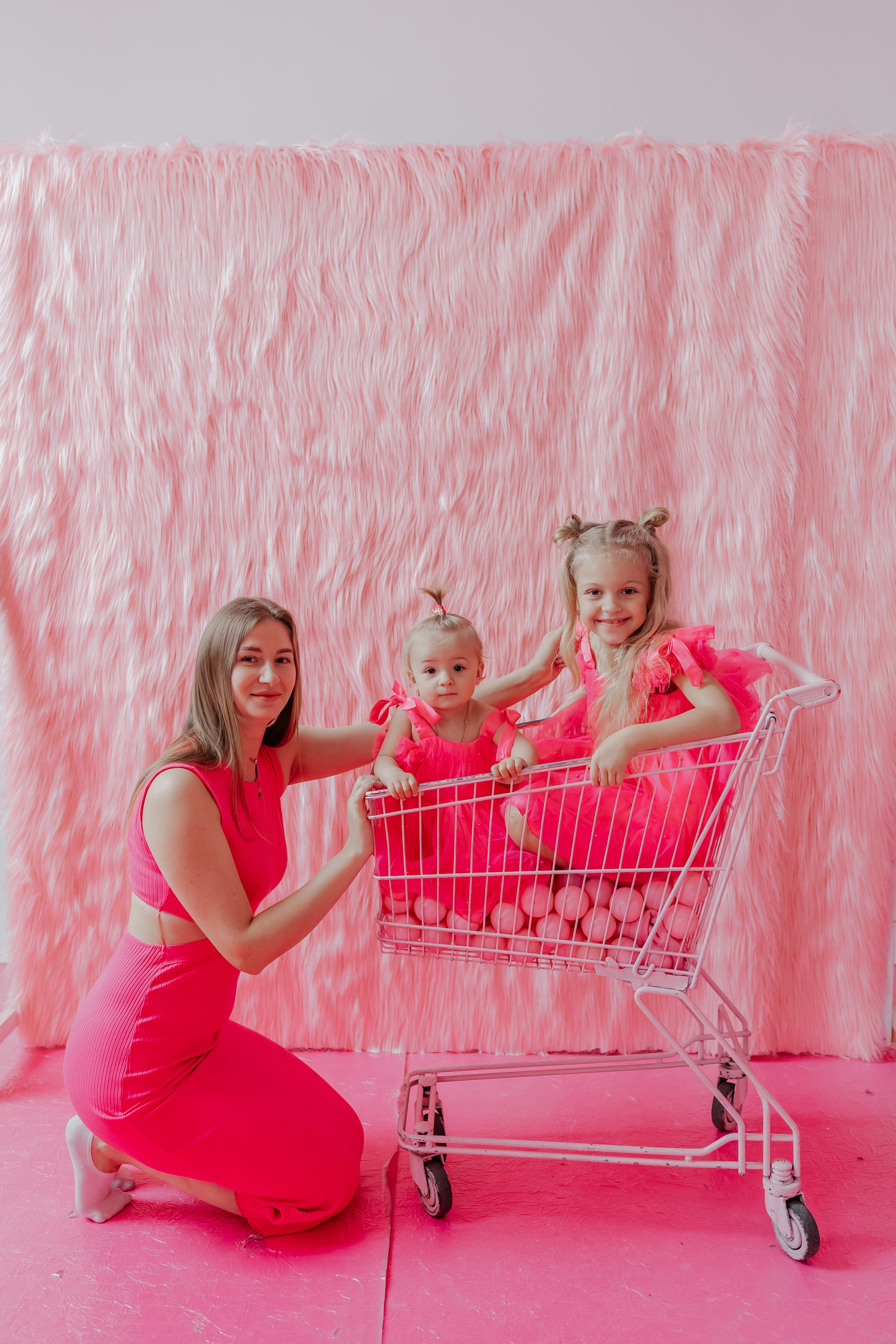 Люба, Маша, Василиса. Семейный и домашний фотограф в Москве и МО Королева Валерия