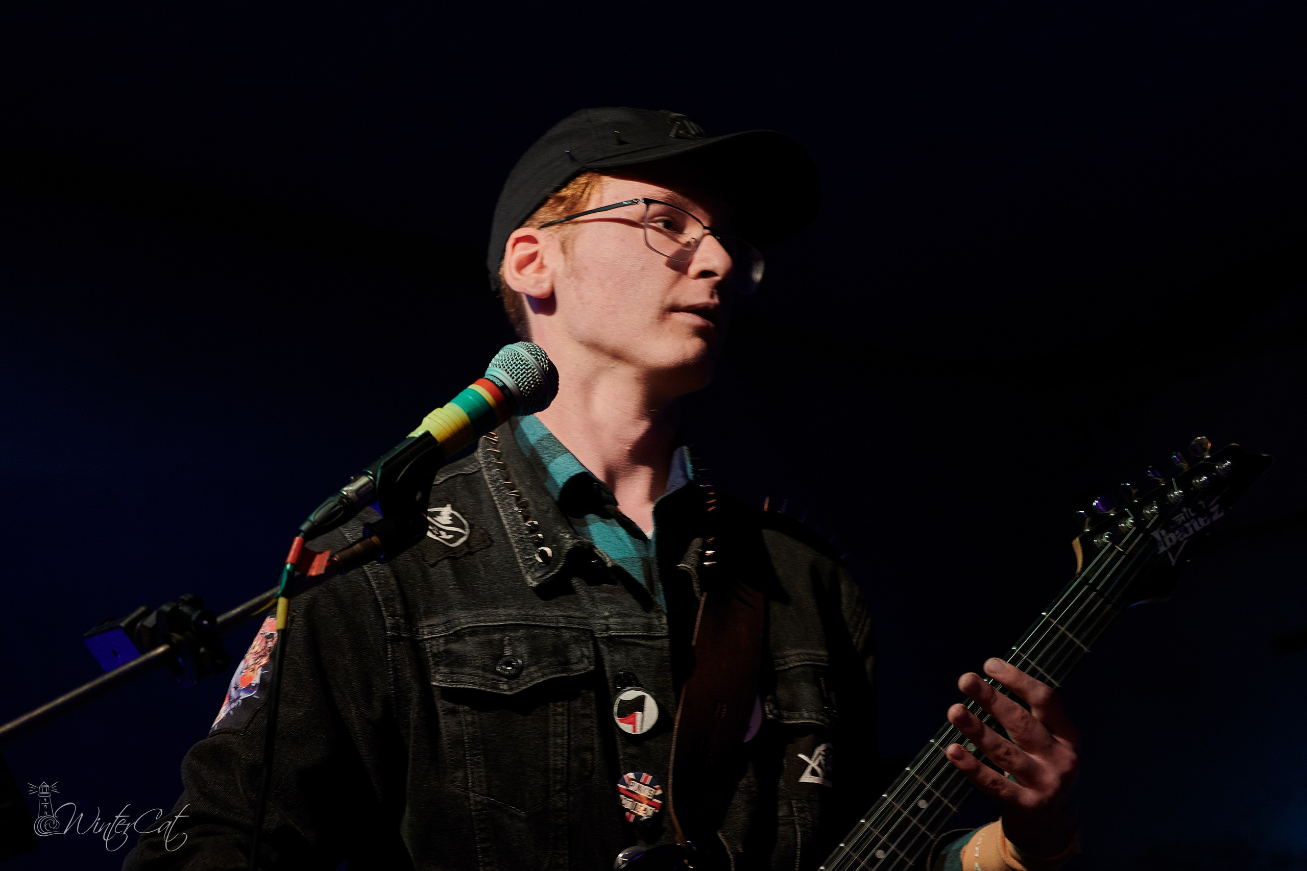 Концерт на закрытии Мотосезона. Портретный и репортажный фотограф в Магадане Андрей Нефедов WinterCatPhoto