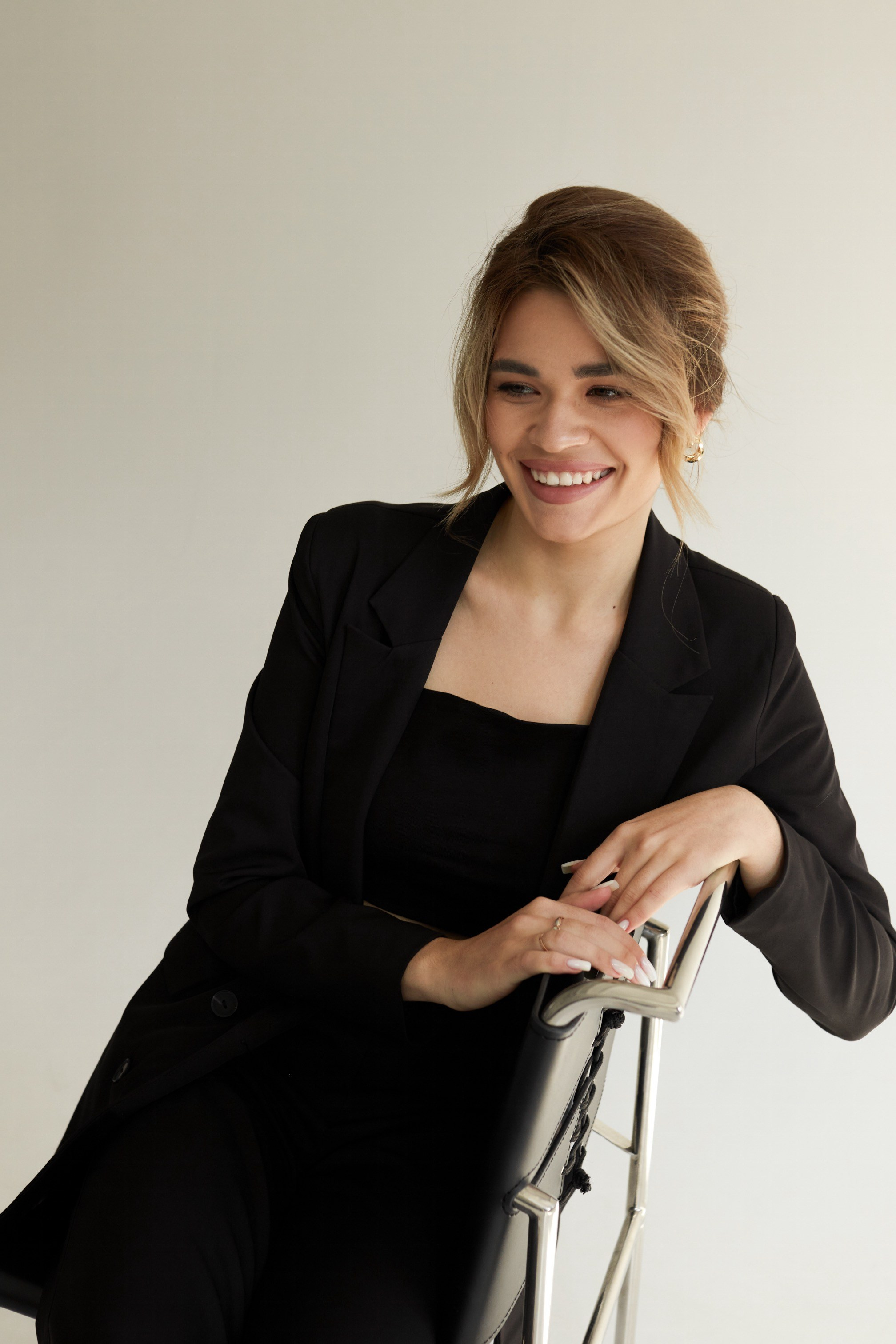 Для мастера по реконструкции волос. Фотограф Стилист Тюмень Вера Хайруллина