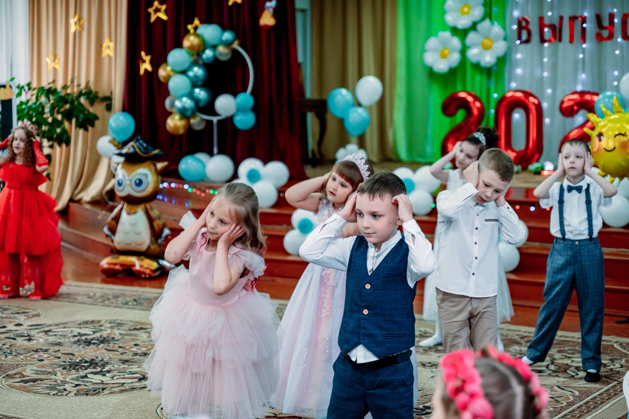 Выпускной 2025 детский сад 61. Фотограф Алёна Царькова. Киселевск