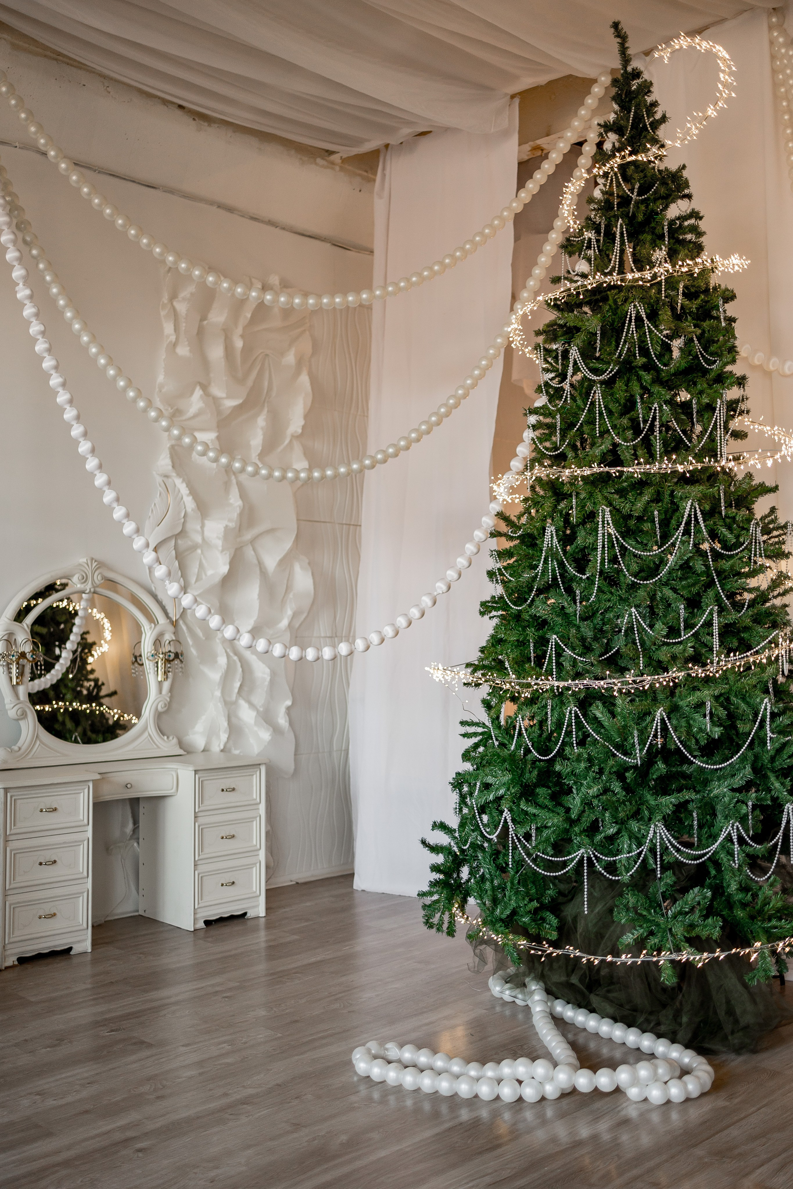 Большой (СЕМЕЙНЫЙ) зал. Фотостудия ЭМБЕР город Артём