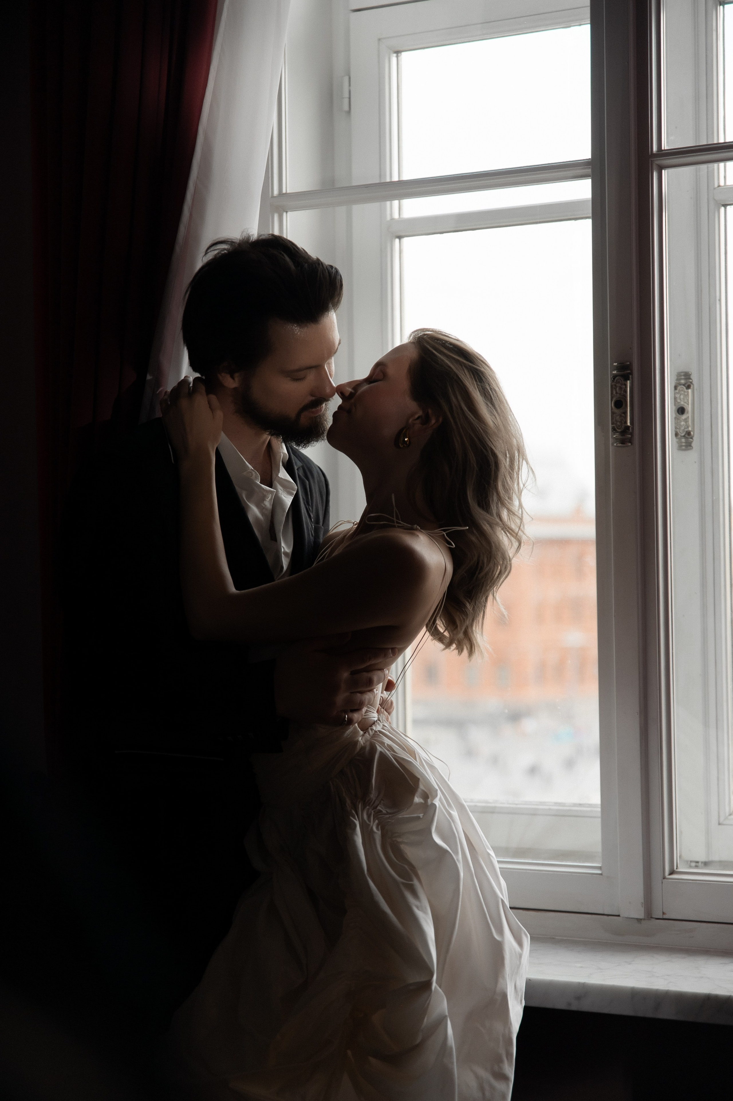 Свадебная фотосессия в гостинице "Националь". Ярослава Ерина — свадебный фотограф в Москве