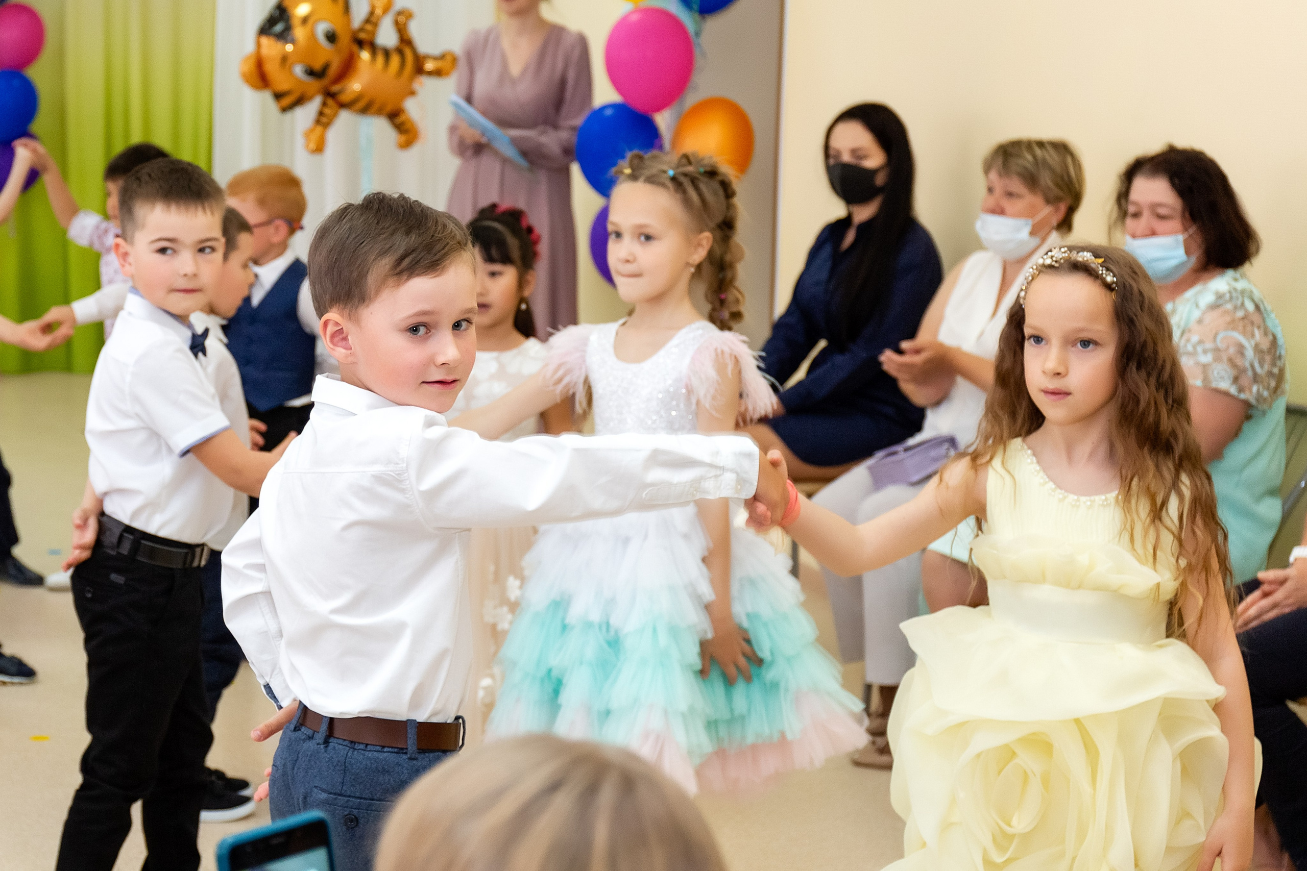 Выпускной. Детский сад «Тигрёнок». Стильный выпускной альбом Владивосток фотограф Вероника Мигачева