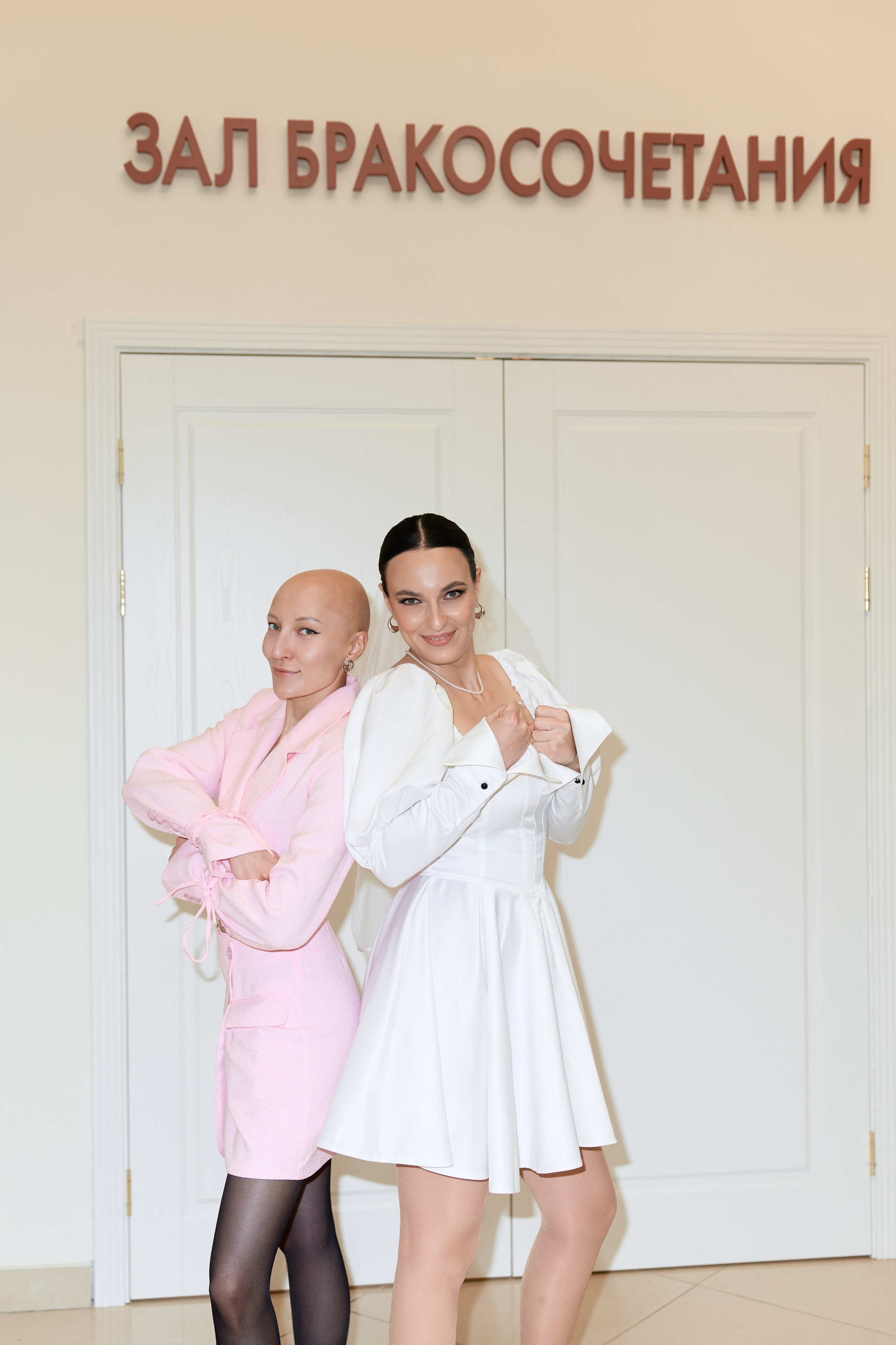 Елизавета и Артем. Роспись ВДНХ. Любовь Юсупова. Фотограф