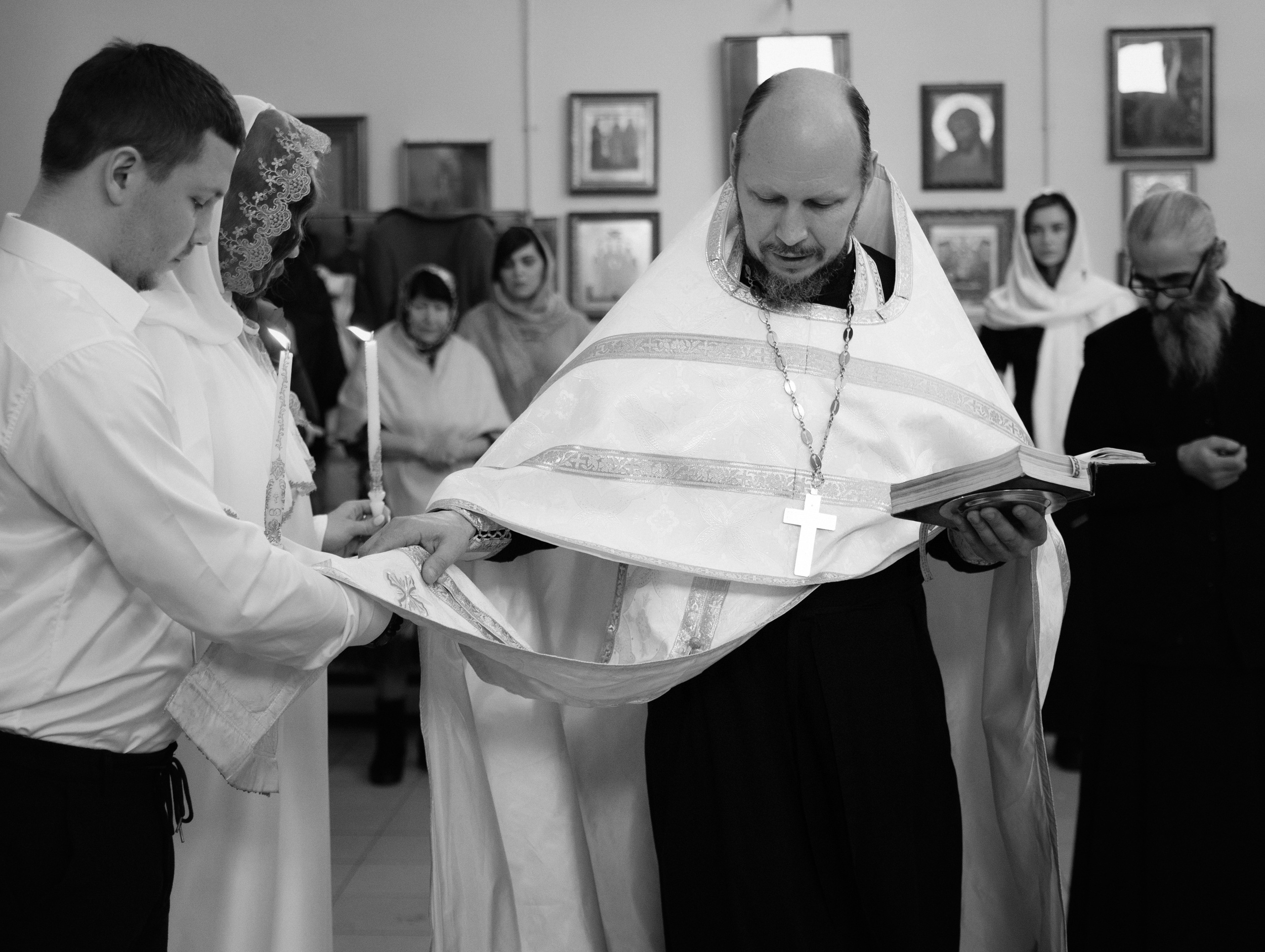 Вита и Роман. Венчание. Фотограф НСК-Кем-СПБ Александра Фомич