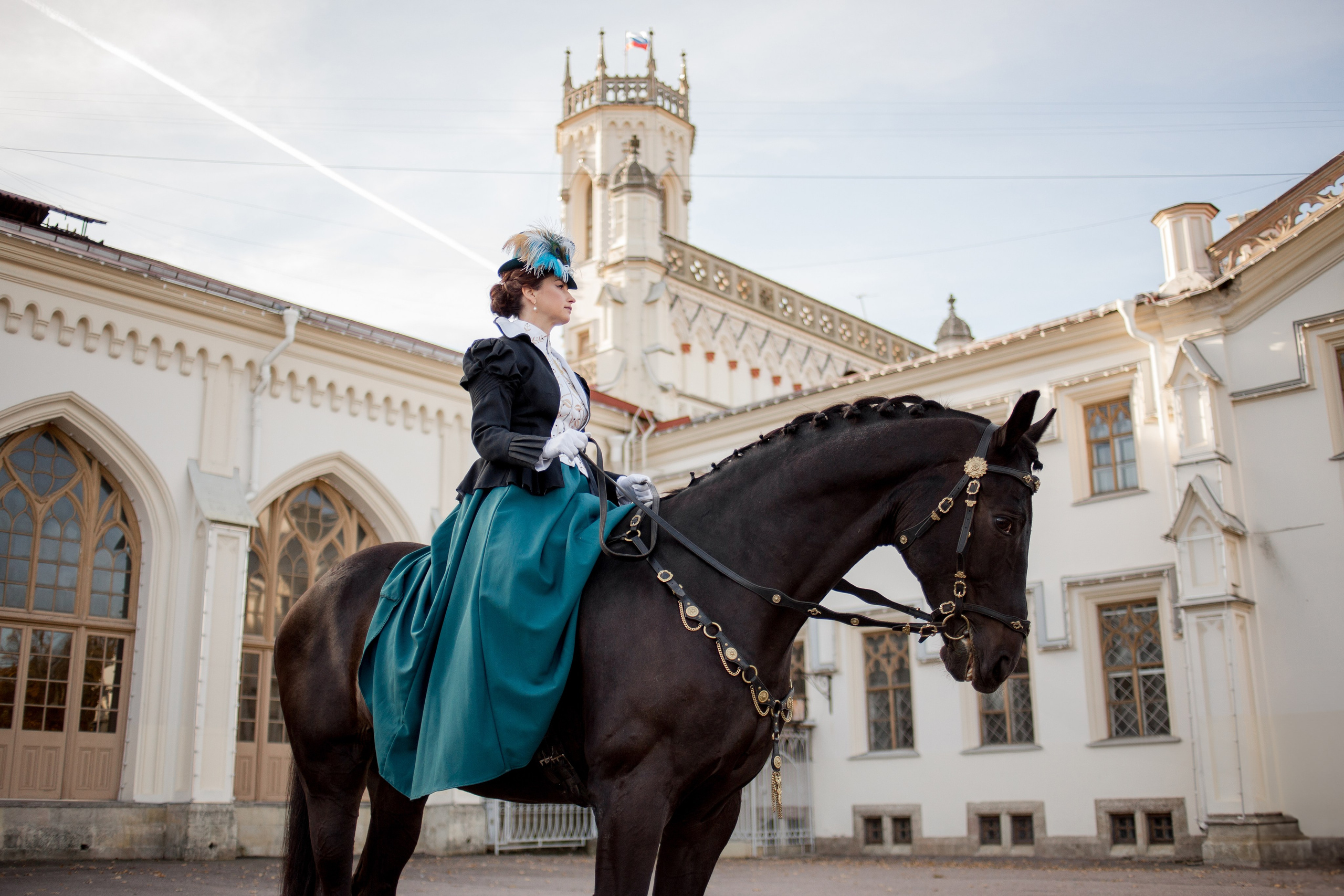 Фотосессия с лошадью в историческом стиле