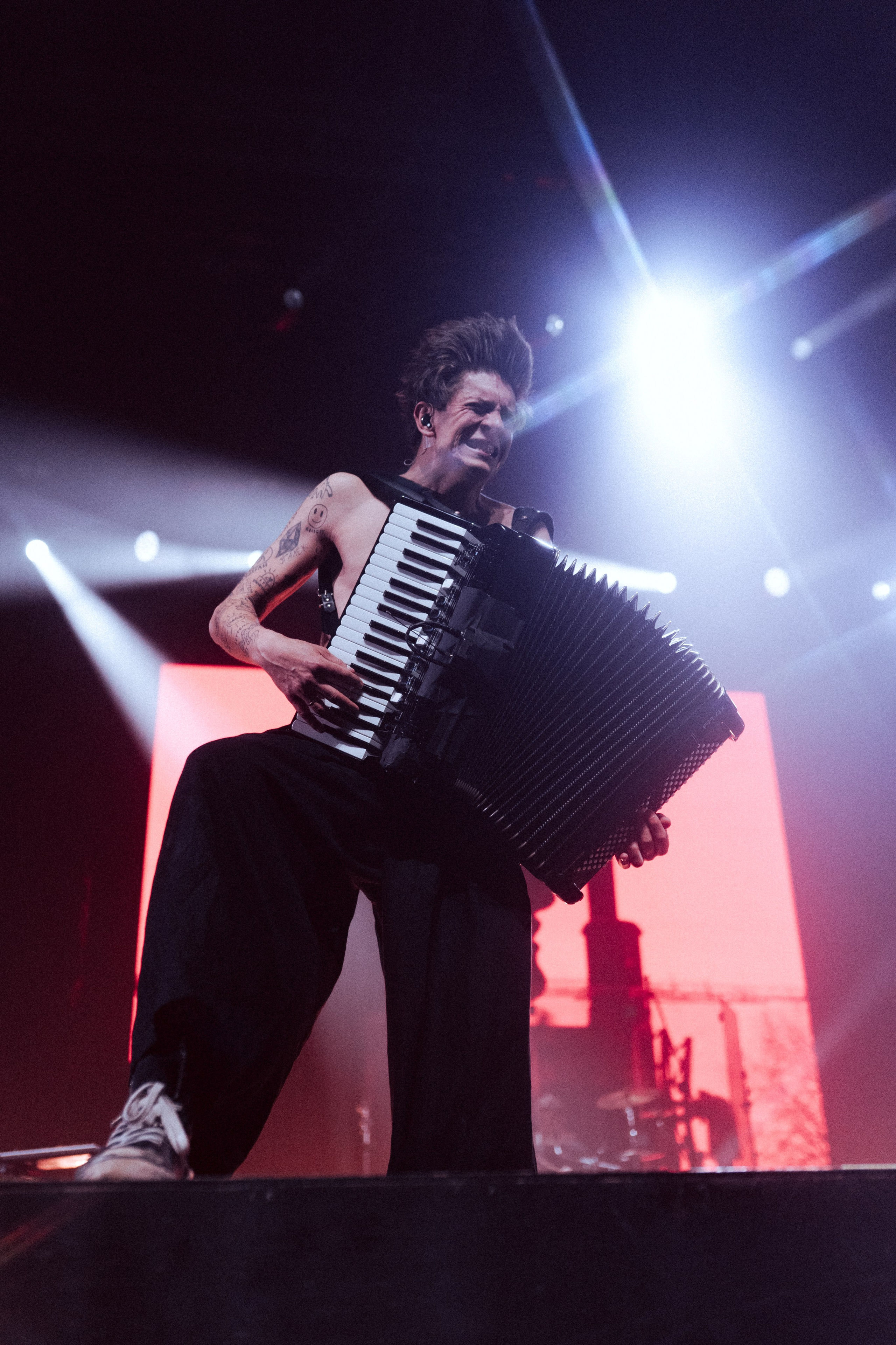 Концертная съёмка группы The Hatters