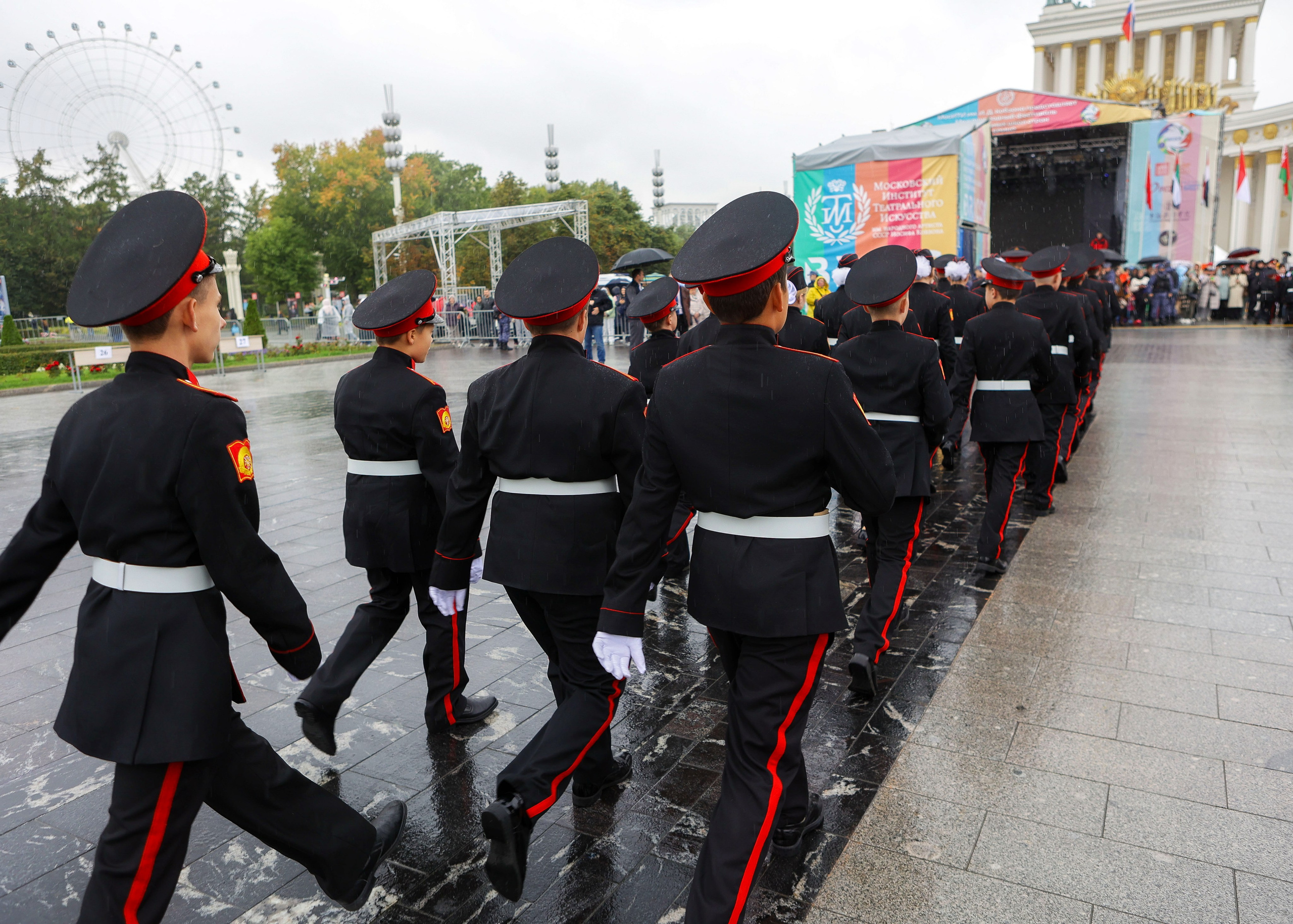 Посвящению в кадеты в Первом Московском кадетском корпусе, Дипломатической кадетской школы. Выпускные альбомы и школьный фотограф в Подольске, Троицке, Щербинке, Москве и Московской области