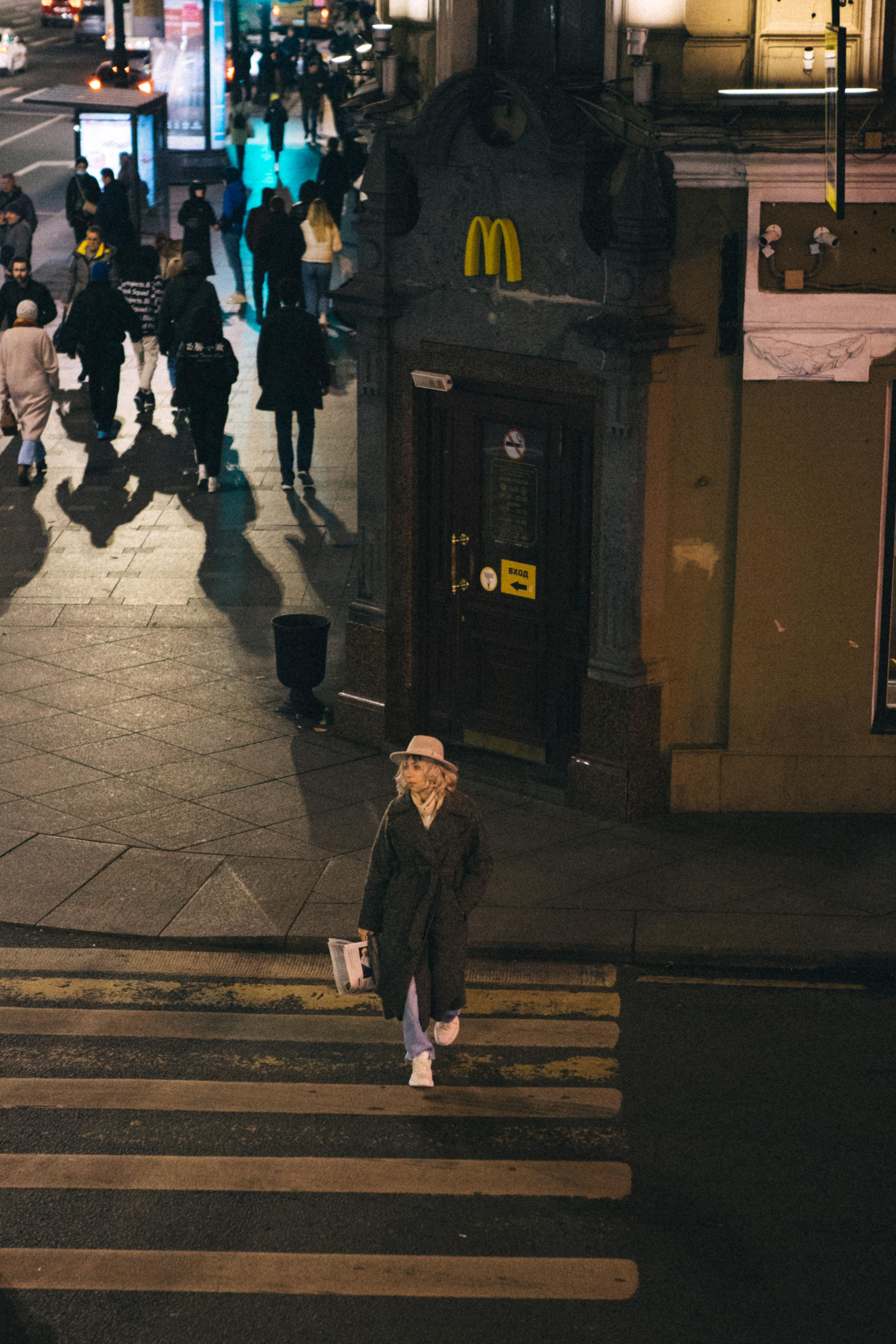 Осенняя прогулка по Питеру. Свадебный и контент фотограф в Санкт-Петербурге Александр Зозуля
