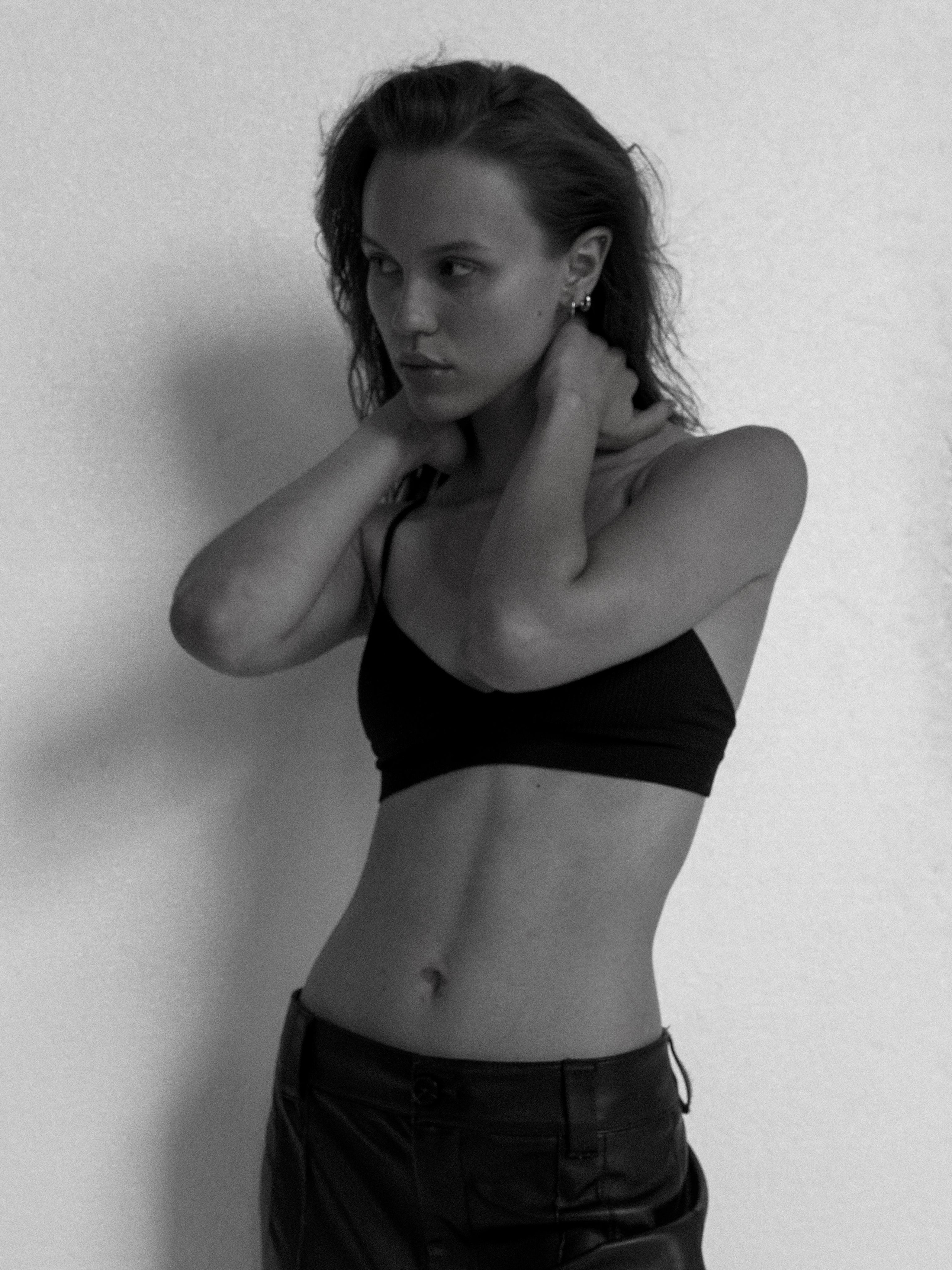 Yana Hertz. Модель, фотограф, тату-мастер в Благовещенске Арина Гайдарова