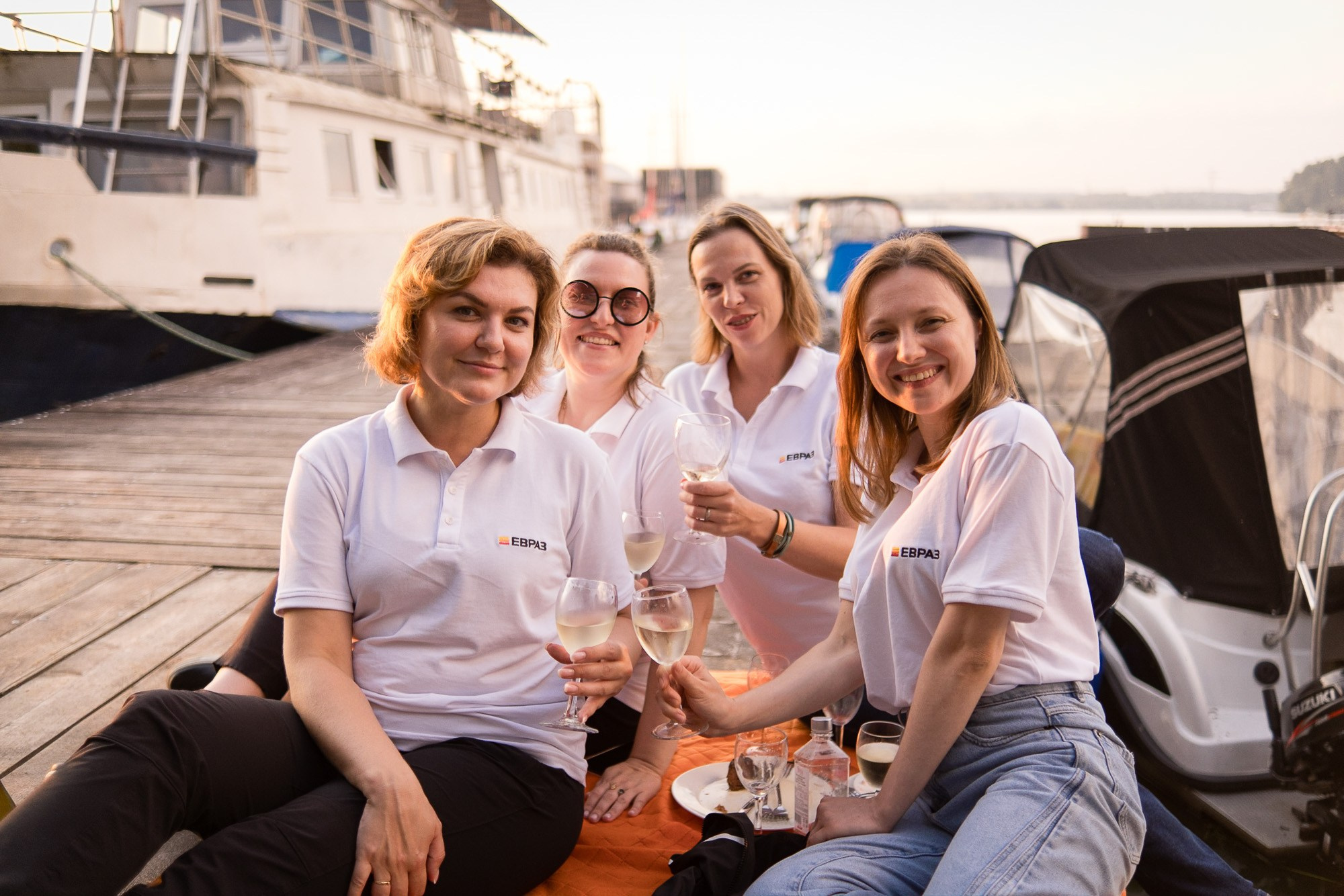 Корпоративная парусная регата Evraz. Репортажный фотограф Денис Тихомиров. Москва