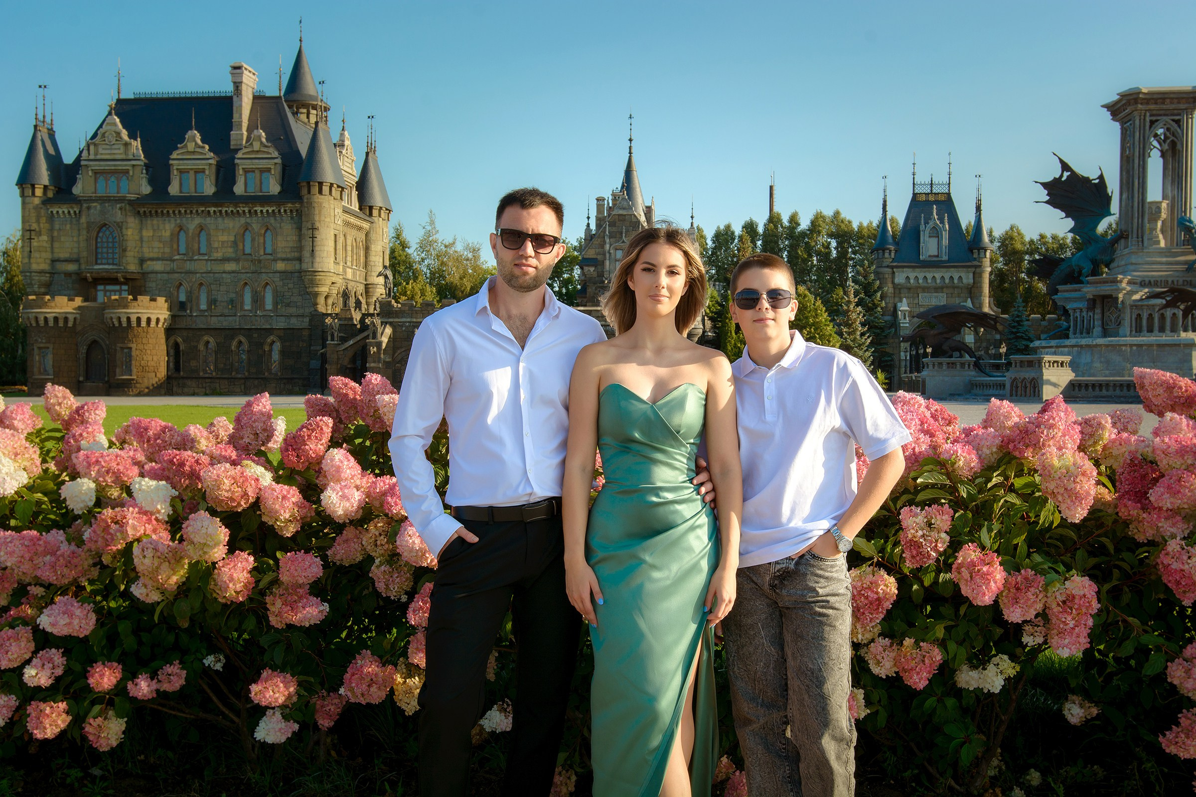 Семейная фотосессия у Замка Гарибальди. Фотограф Оксана Сафонова г. Тольятти
