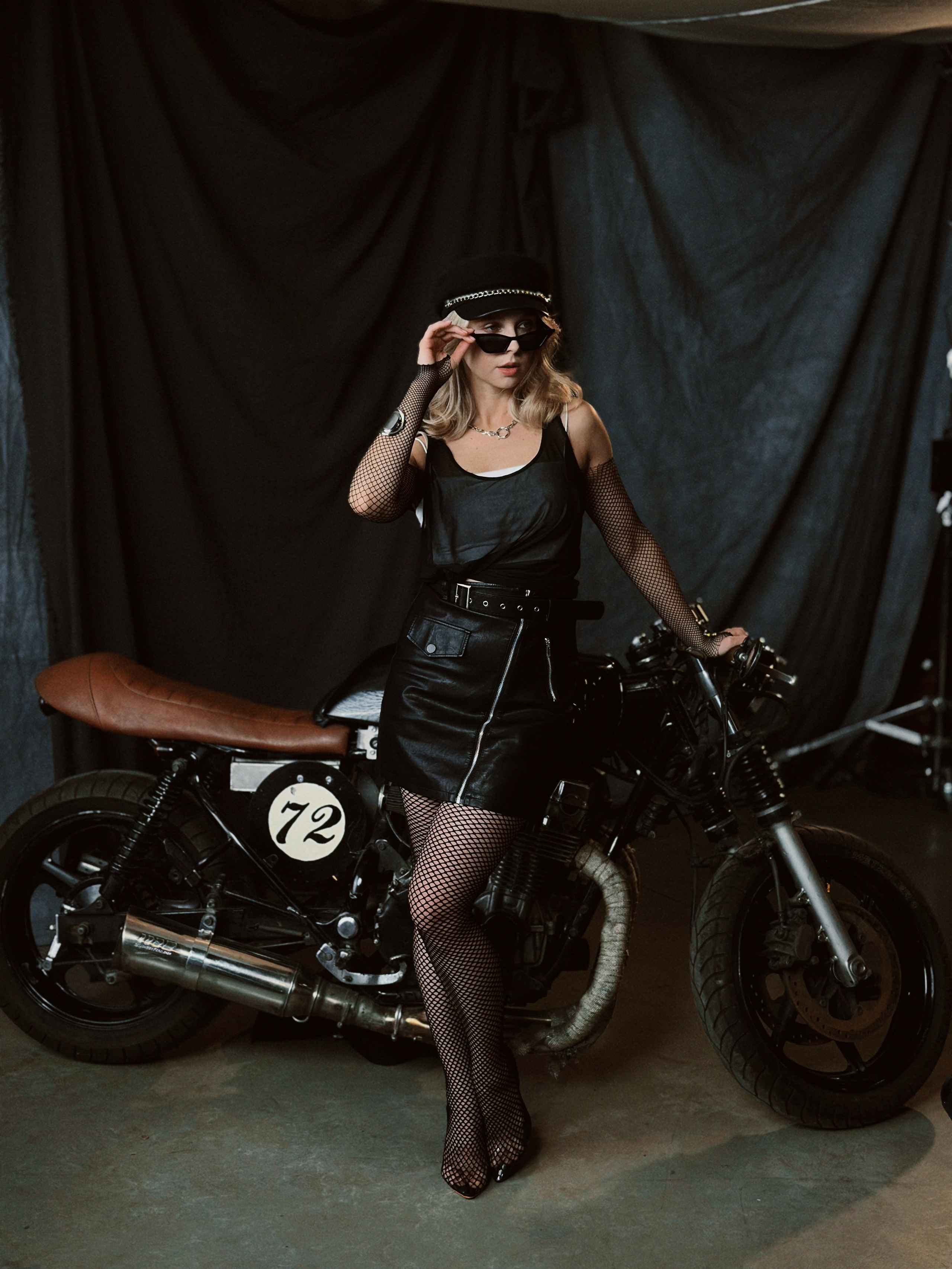 Кристина. Hmliber — фотограф и контент-креатор из Петербурга