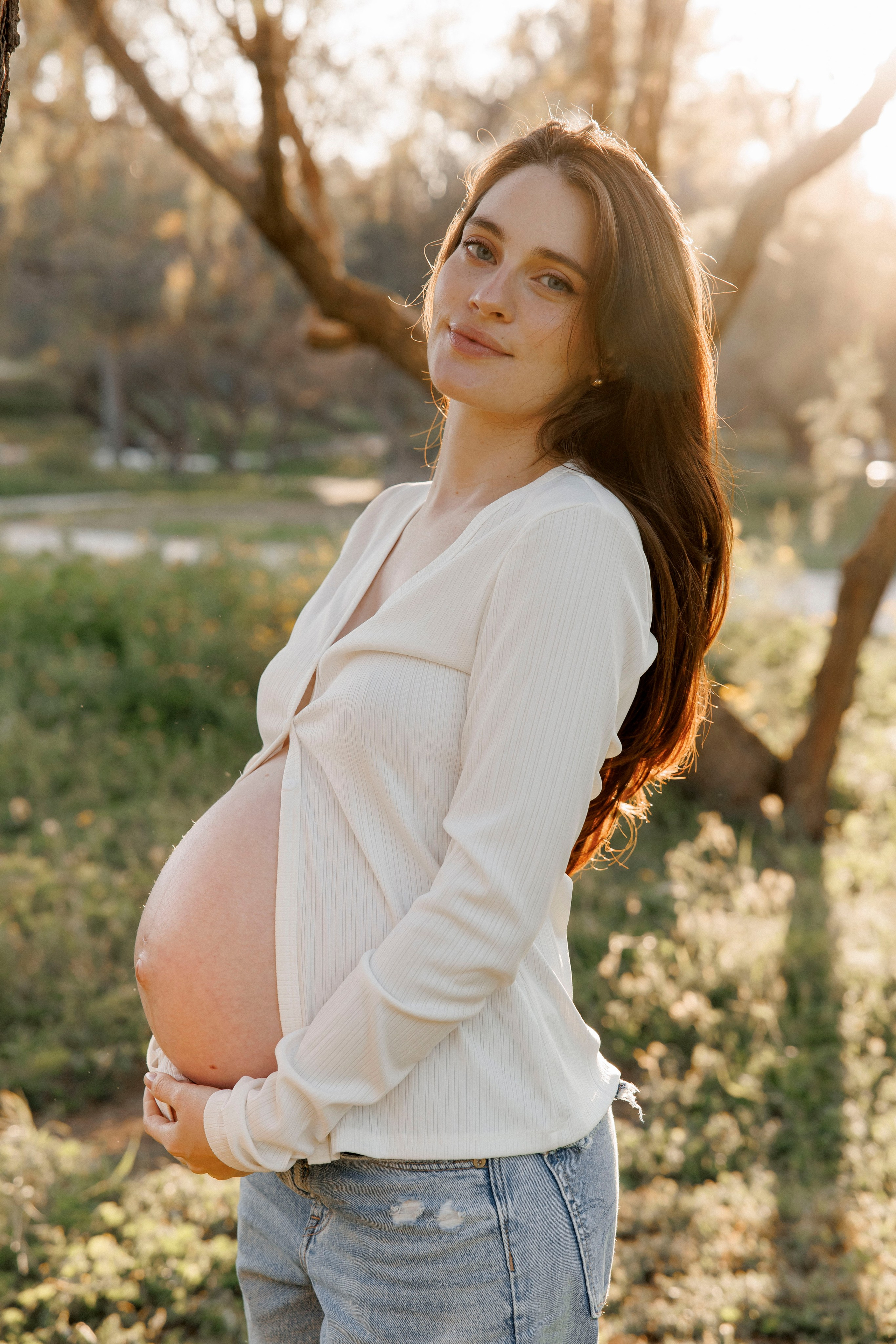 Pregnancy photoshoot (home/park/beach). Главная