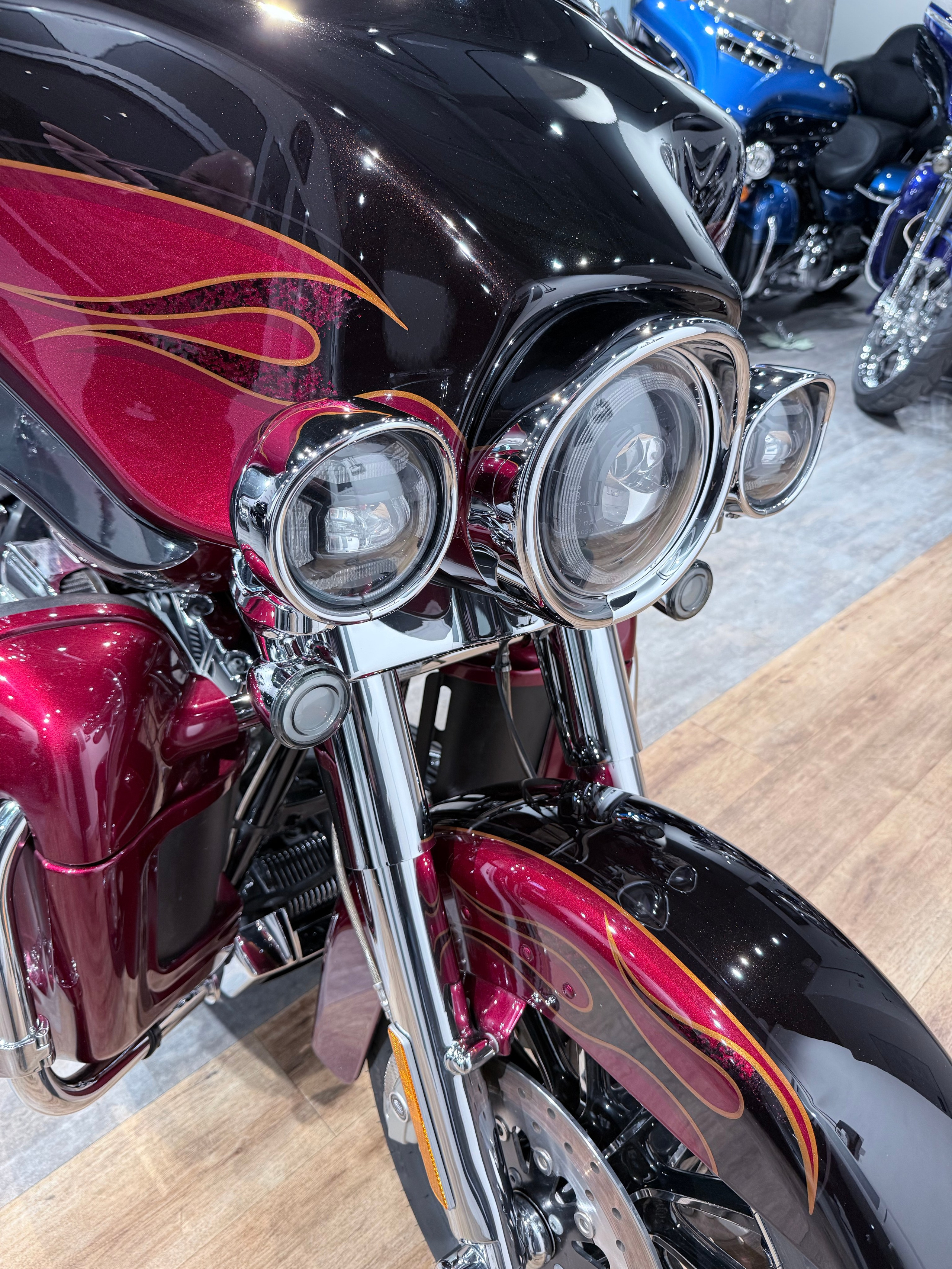 CVO Limited 110 (Exclusive Black Ember & Rio Red). Hello Davidson, Москва. Только хорошие мотоциклы…