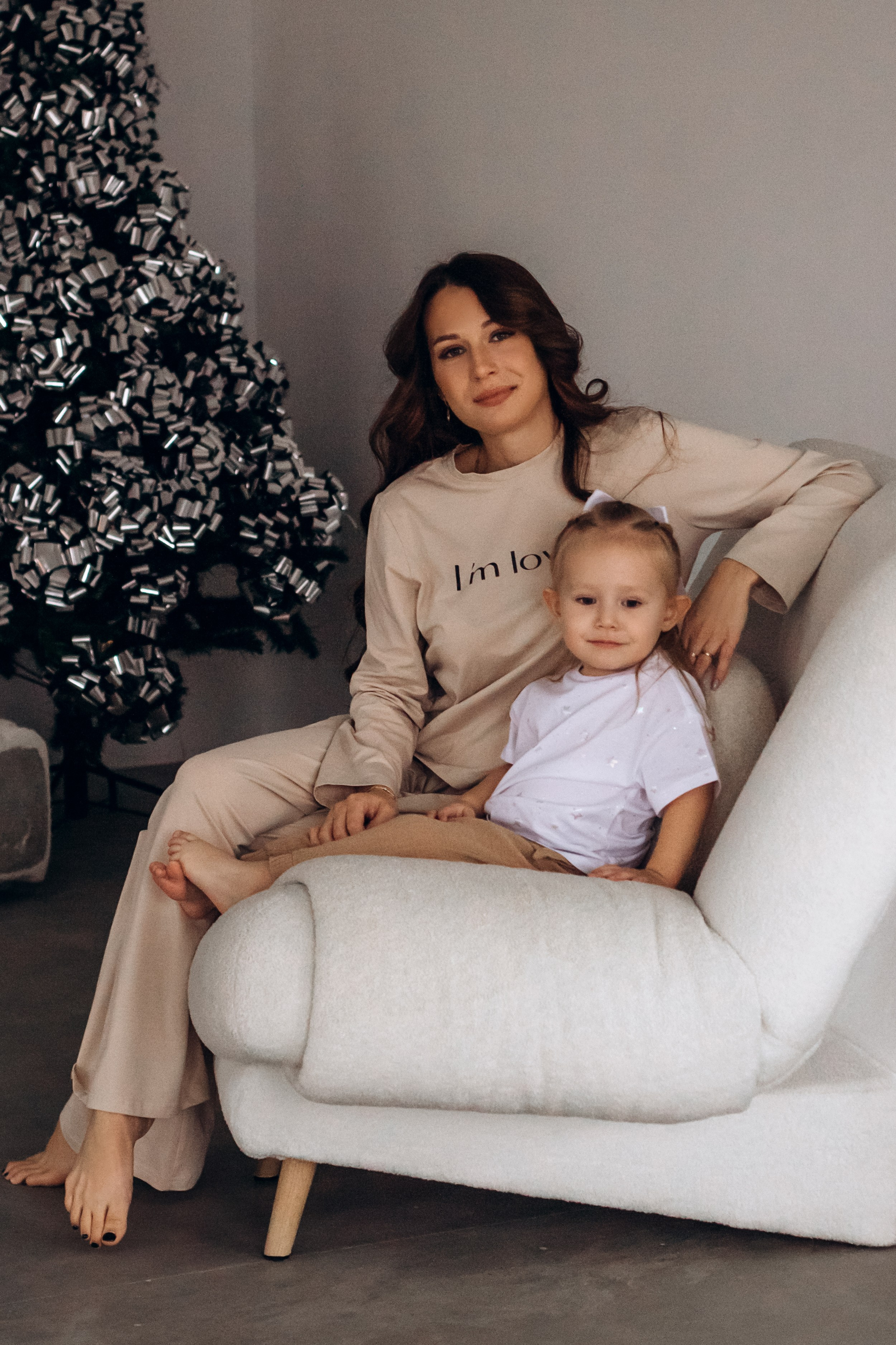 Мама и дочь Вика и Ева. Семейный фотограф в Ростове-на-Дону Безкишкина Татьяна