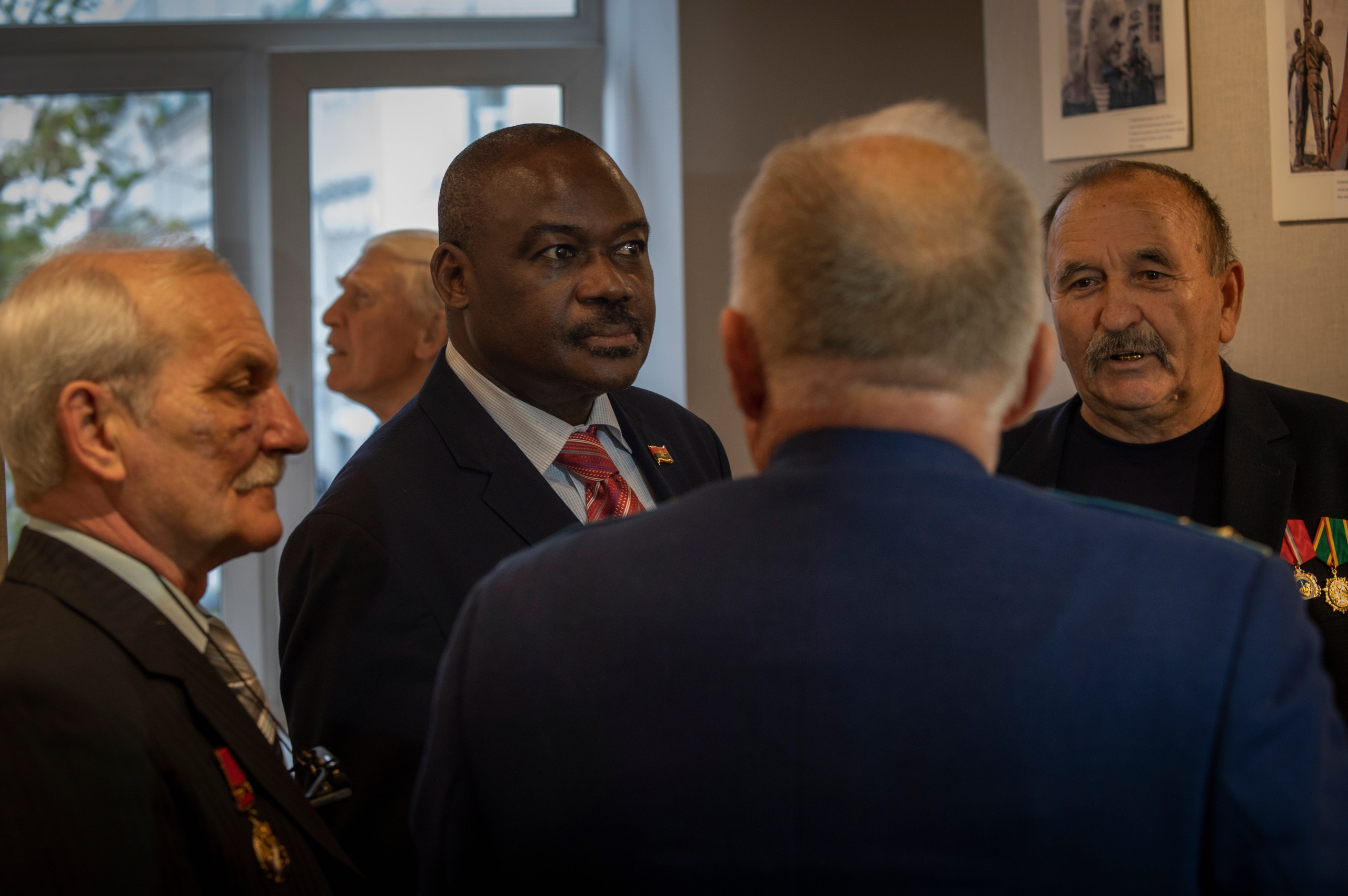 Ветераны Анголы «От прошлого к настоящему». Фотограф Роман Адлер