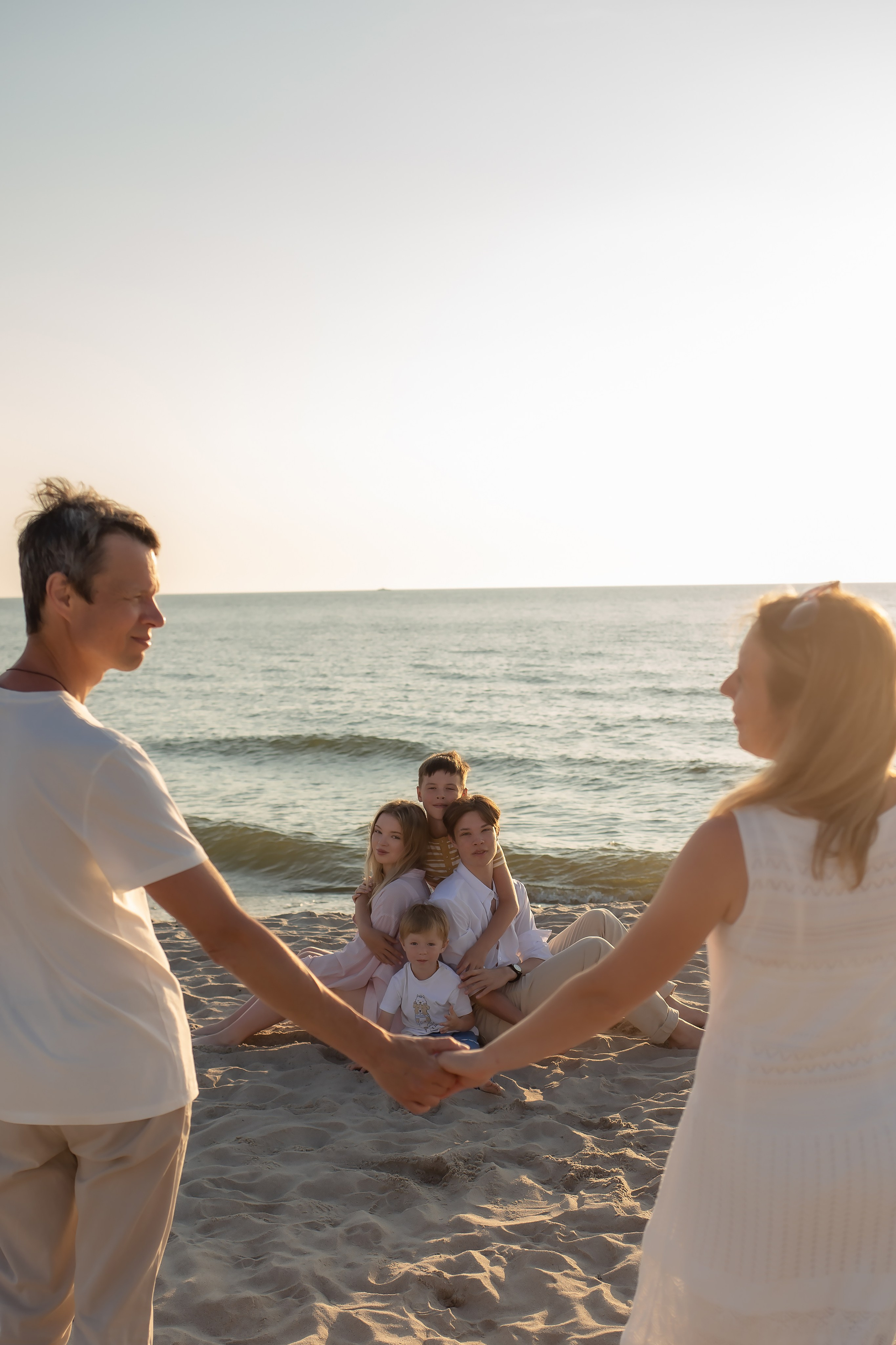 Екатерина и Антон. На закате. Фотограф в Калининграде Решетникова Алина