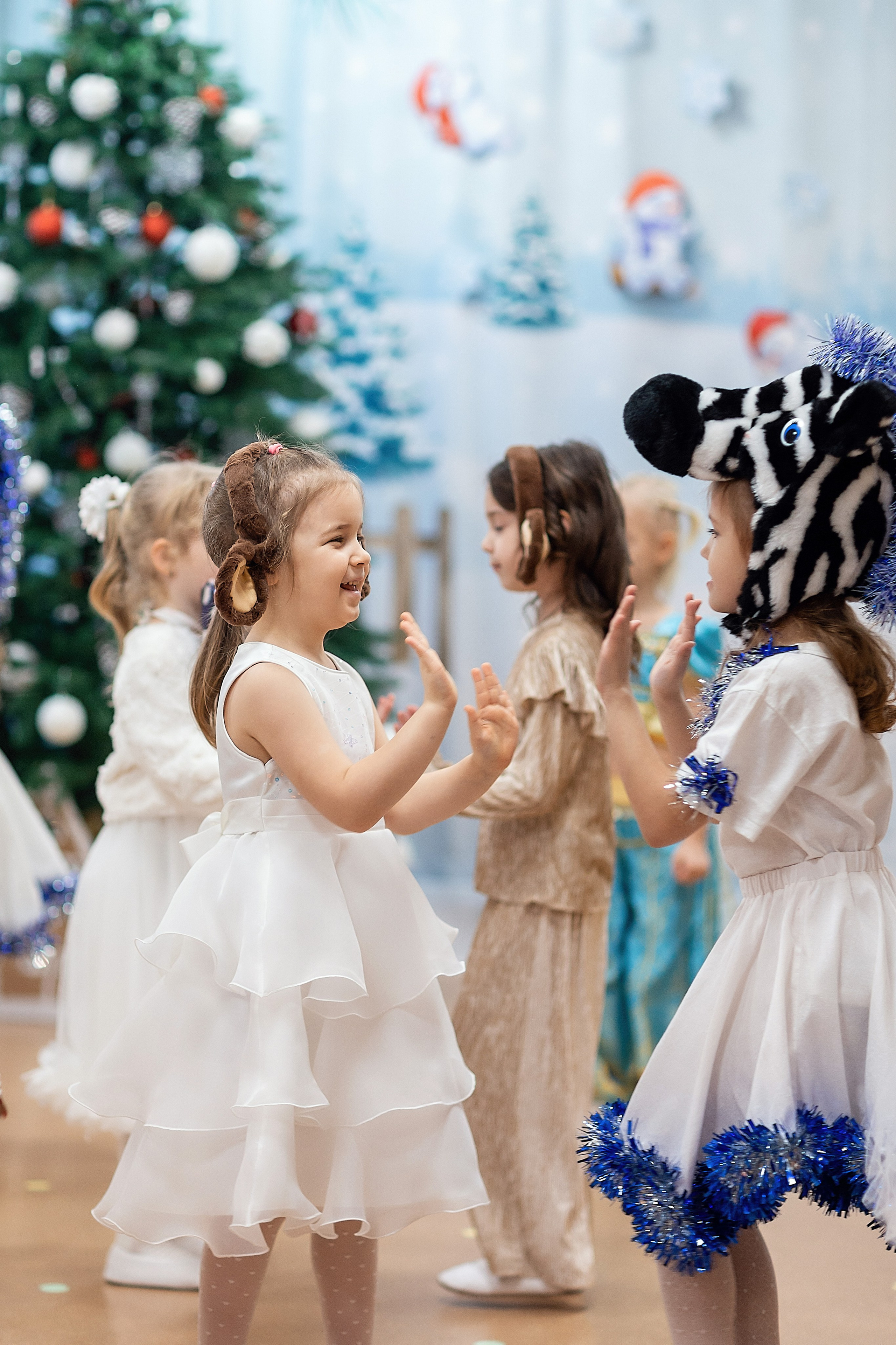 Утренник_"Веселый балаганчик» 2024. Семейный фотограф в Санкт-Петербурге