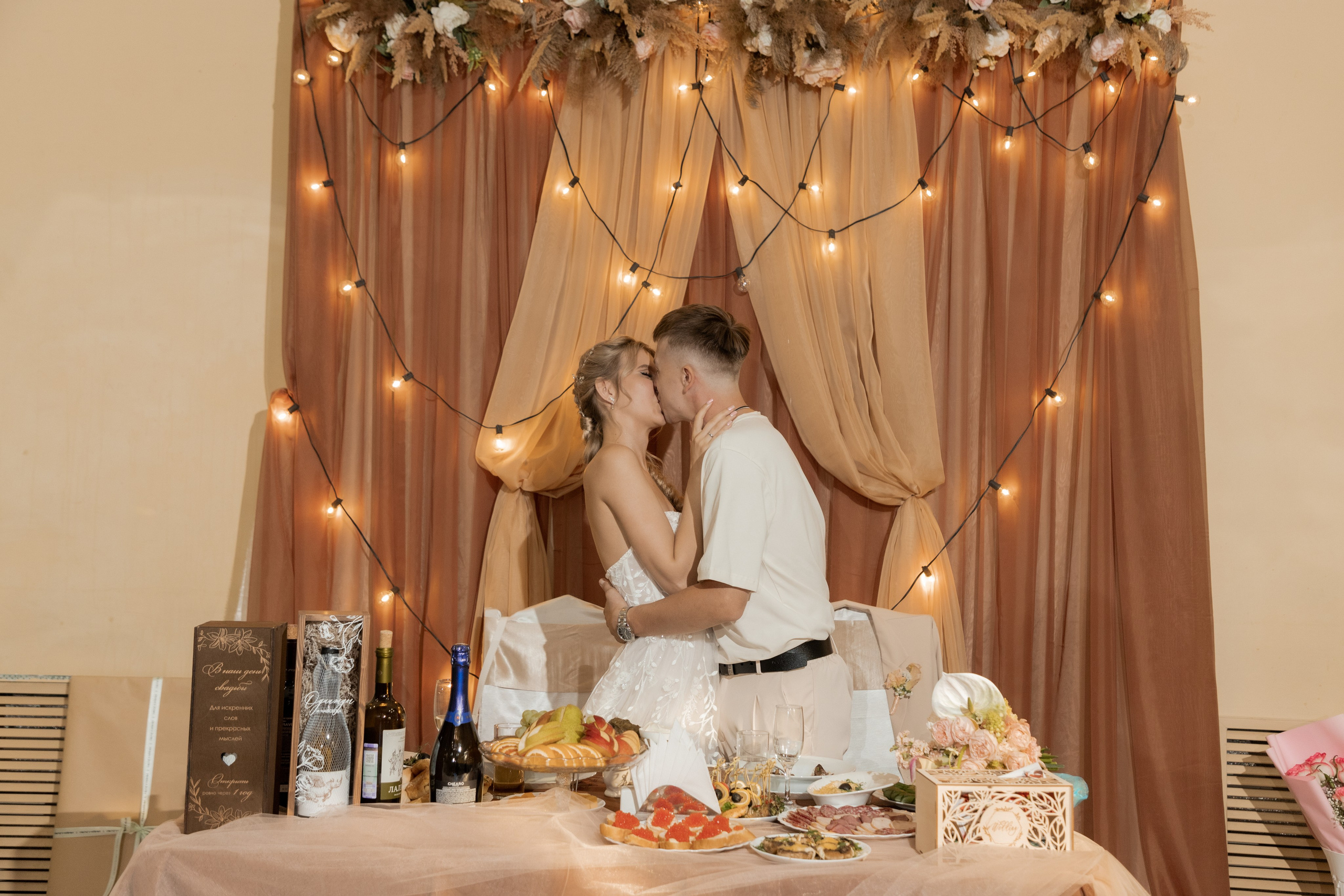 Роман и Александра (банкет). Свадебный фотограф Ангелина Сунгатулина | Саратов | Балаково | Вольск