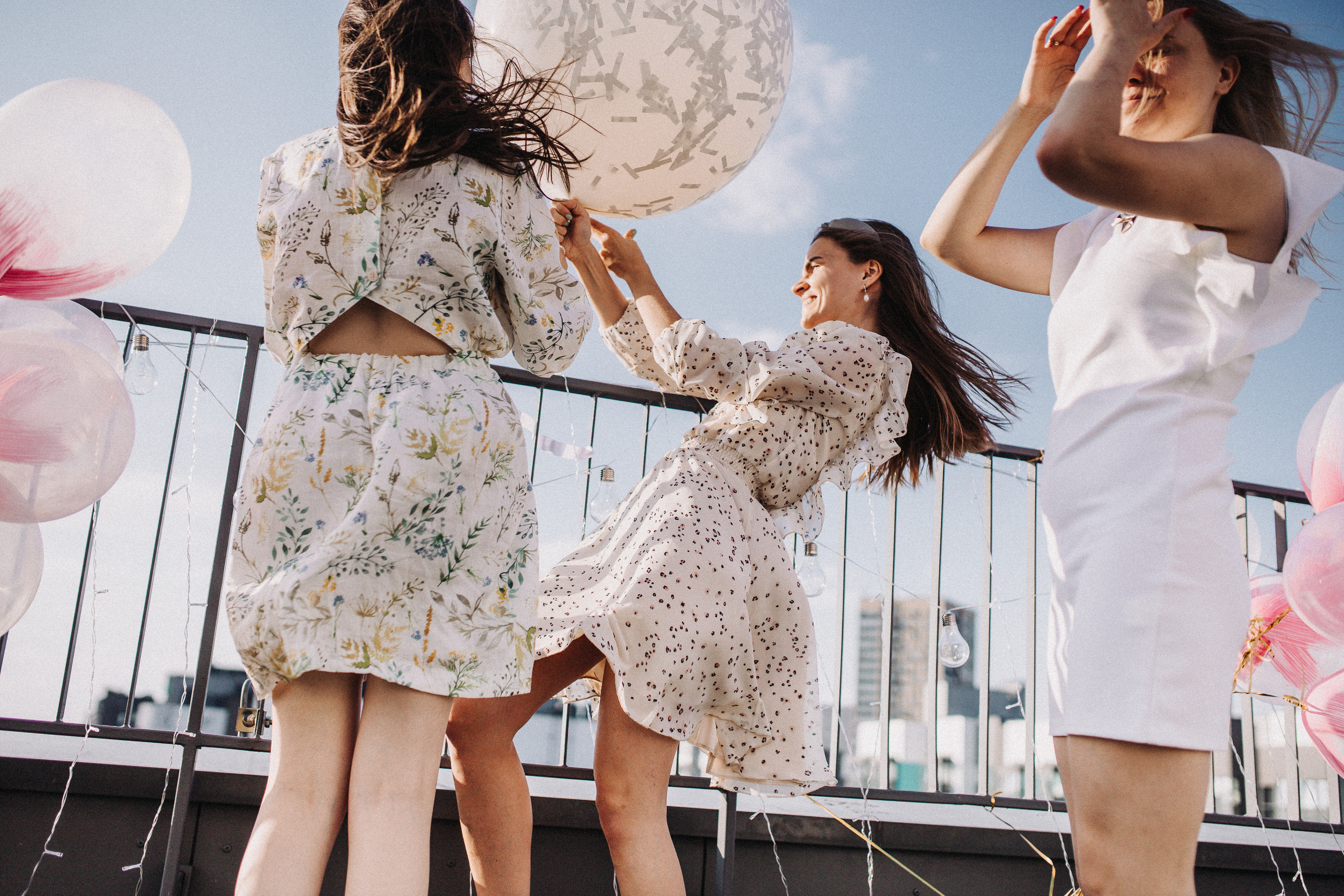 ДЗЯВОЧНІК НА ДАХУ. Фотограф Юля Королёва