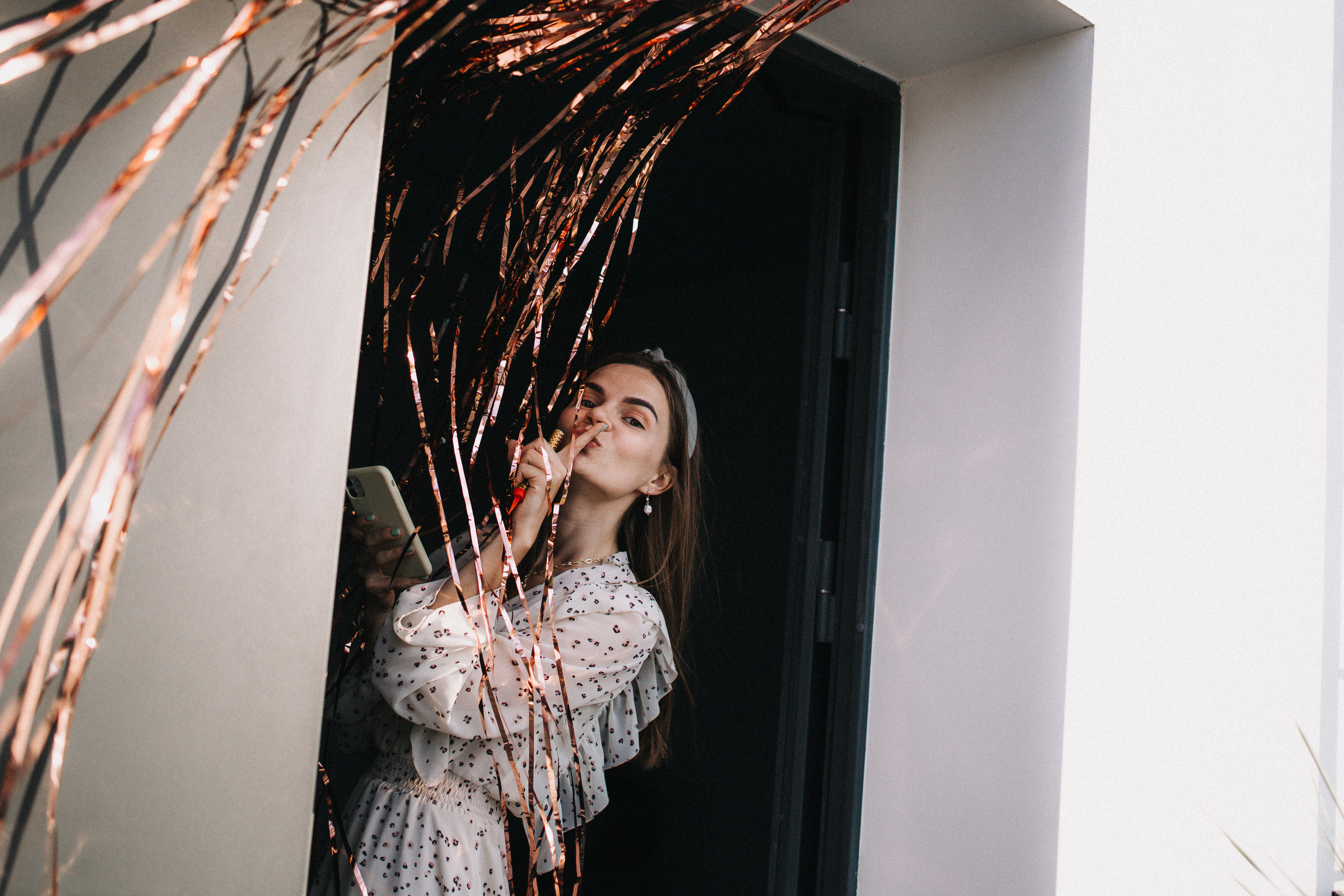 ДЗЯВОЧНІК НА ДАХУ. Фотограф Юля Королёва