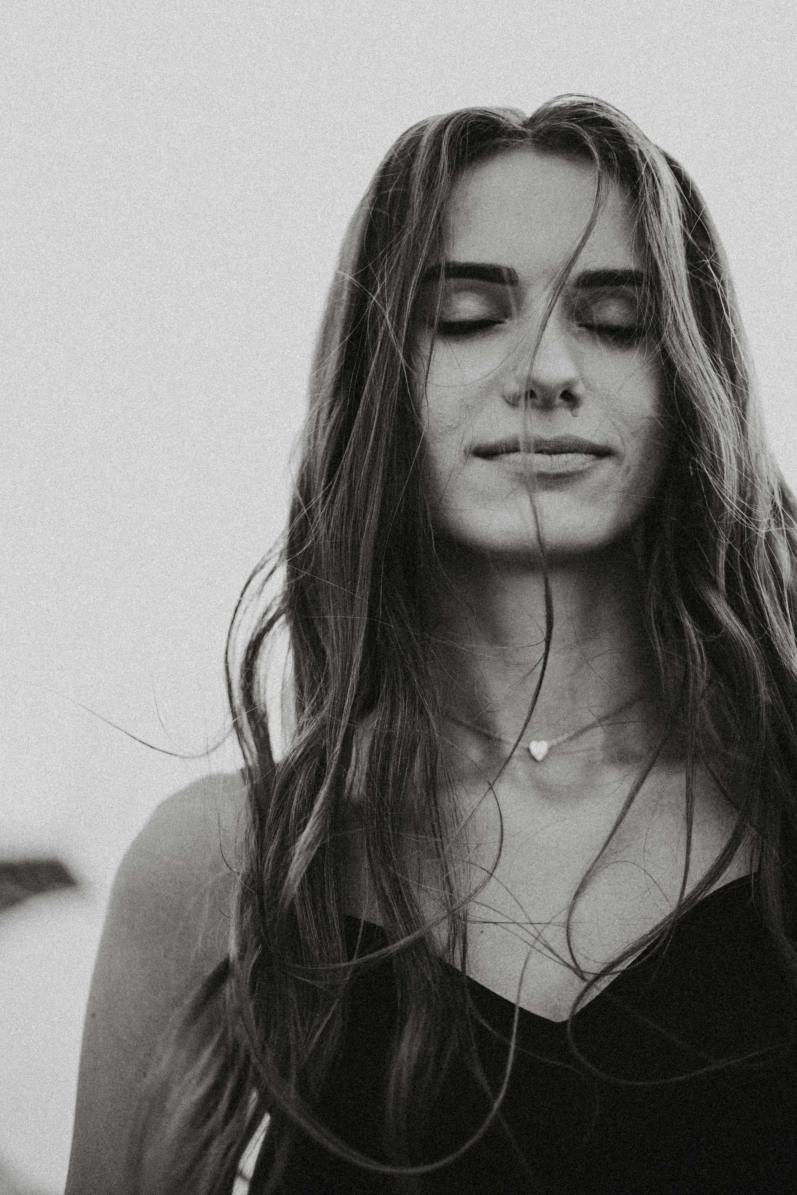 ДЗЯВОЧНІК НА ДАХУ. Фотограф Юля Королёва