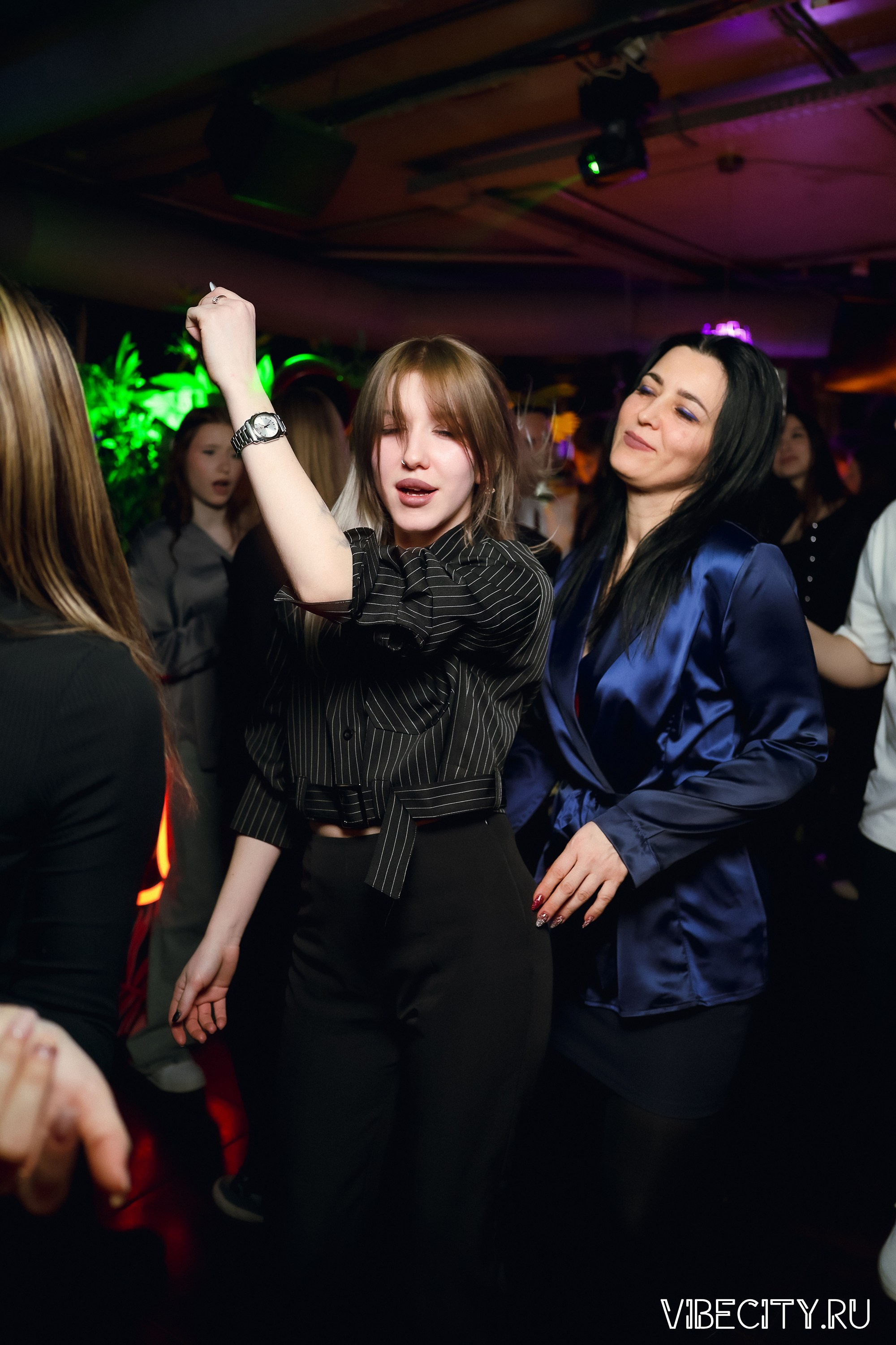 DOUBLE U. VIBECITY.RU Вайб Сити Ру Фоторепортажи Фотоотчеты Калининград