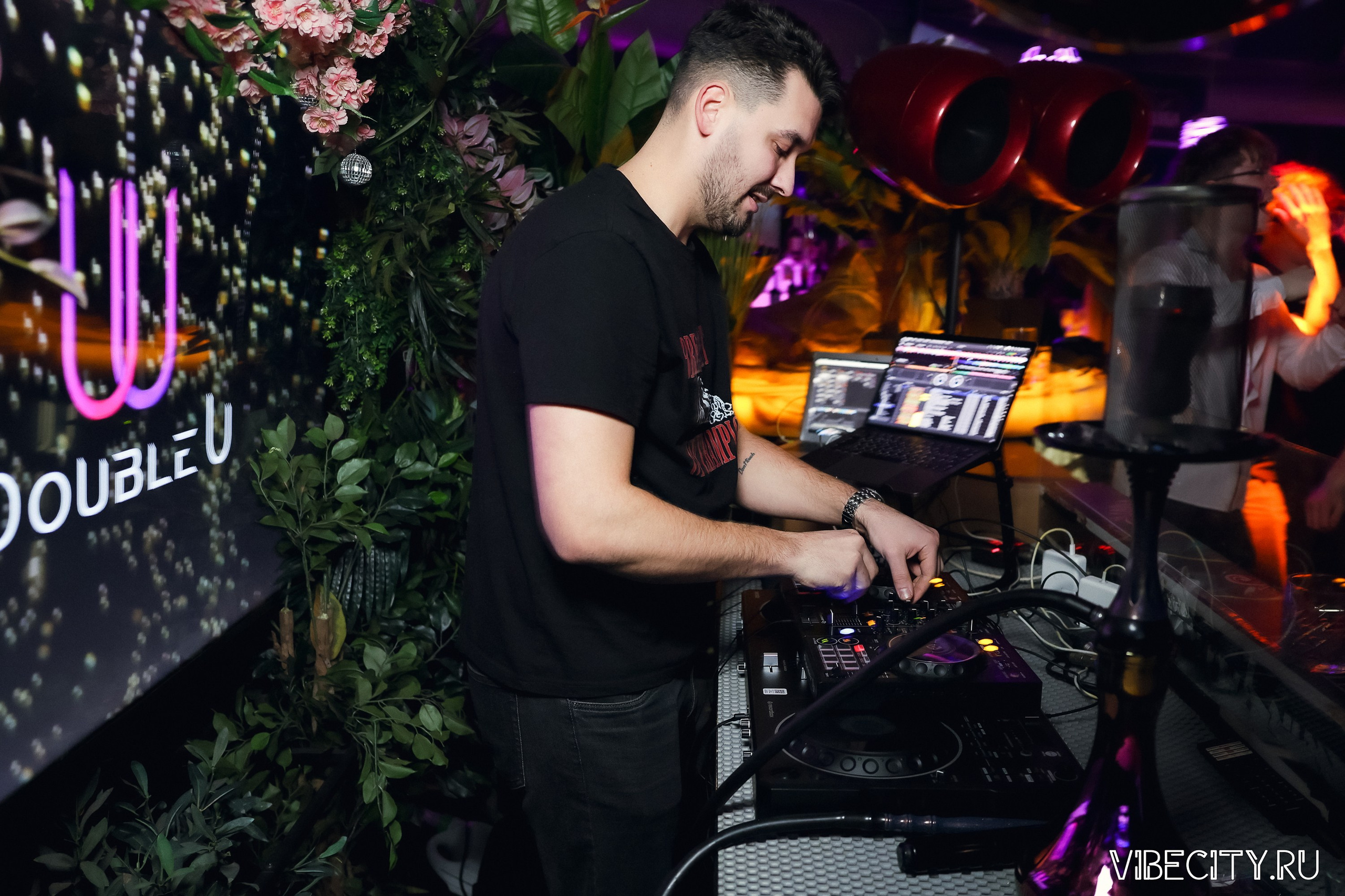 DOUBLE U. VIBECITY.RU Вайб Сити Ру Фоторепортажи Фотоотчеты Калининград