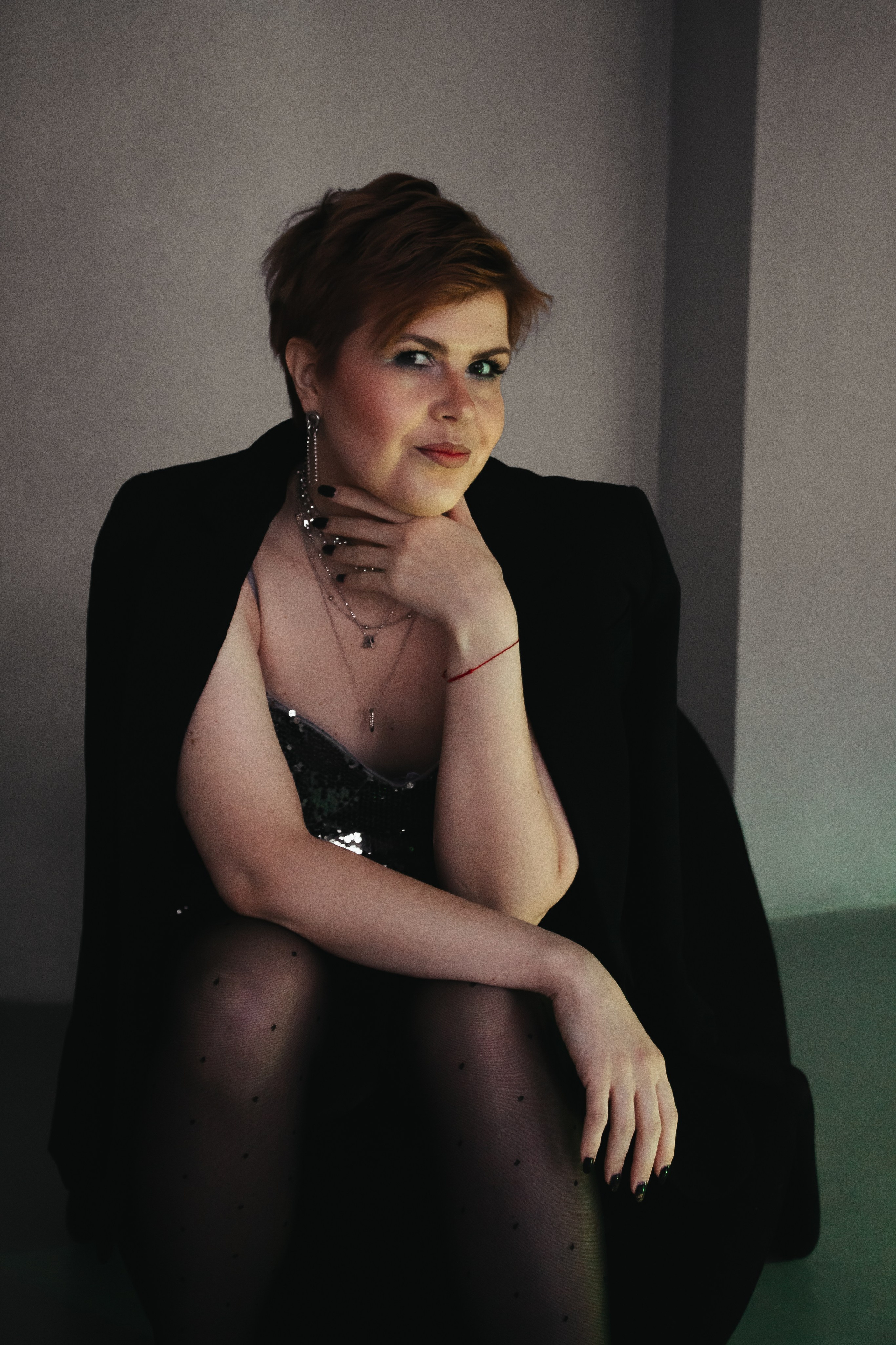 Анастасия. Портрет в студии. Новогодняя фотосессия Екатеринбург. Фотограф в Екатеринбурге Пойгина Елена