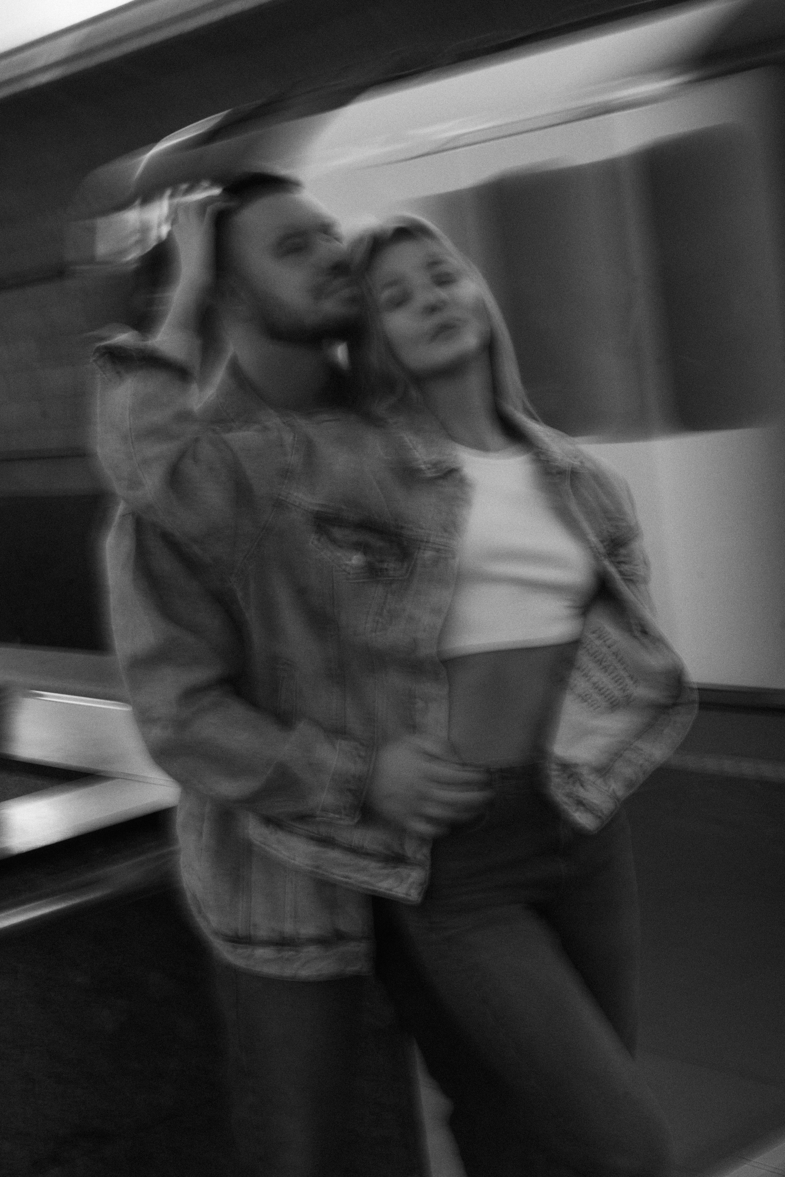 Пройдусь мурашками прямо по нам…. Свадебный фотограф в Минске и Санкт-Петербурге Вероника Аксенова