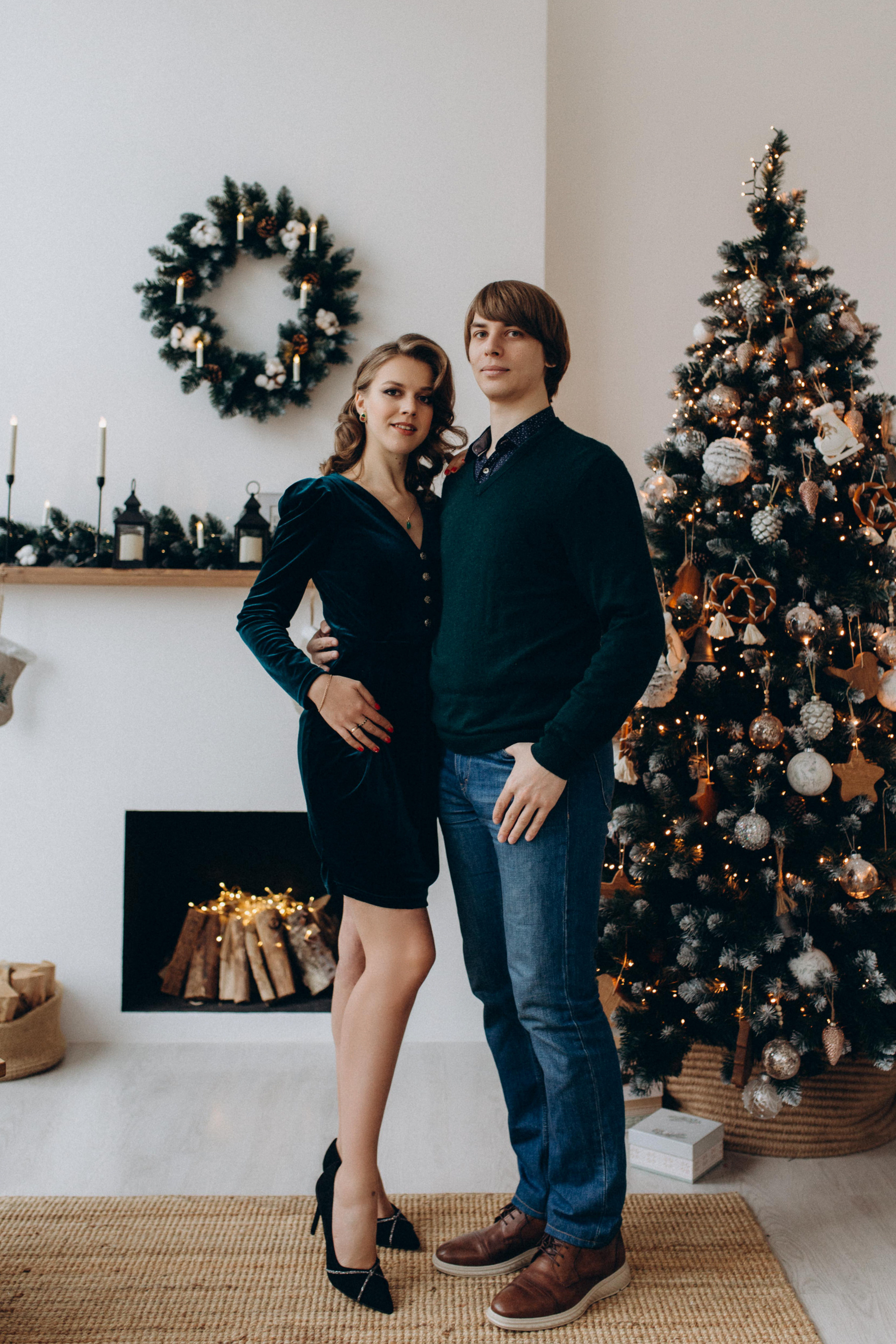 Новогодние Вера и Сережа