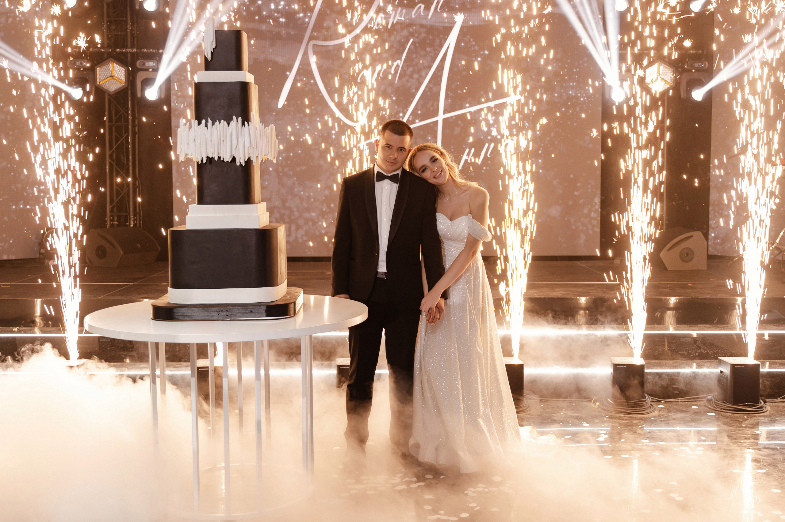 Свадебный день Романа и Анны в комплексе Пересвет Арена. Свадебный фотограф в Ростове Максимов Максим