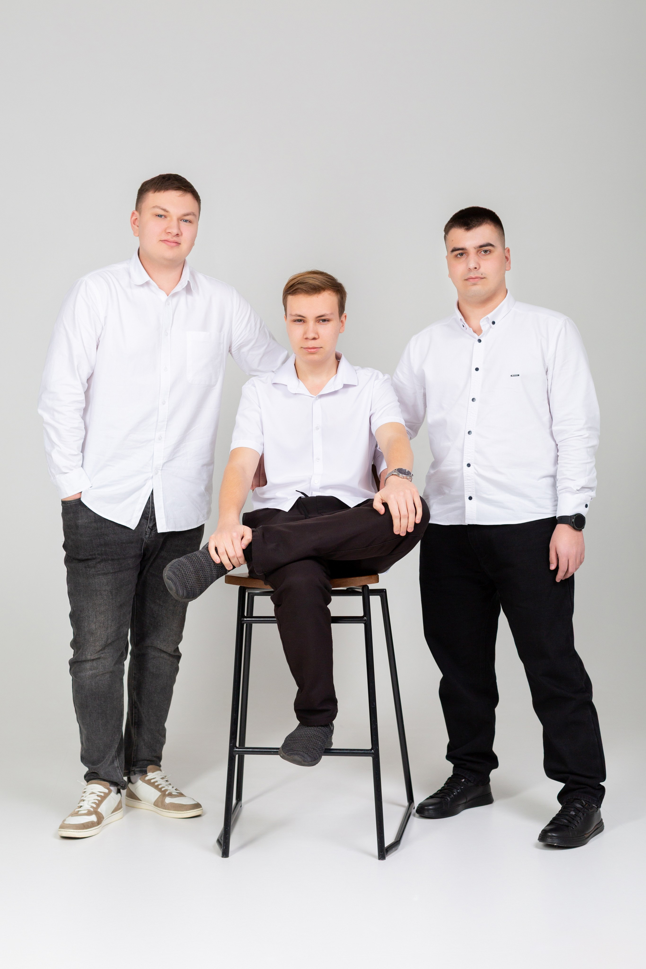 Фотоальбомы СТАРШЕКЛАССНИКИ. Студия «Фокус» детская фотография Ольги Поповой г. Бийск