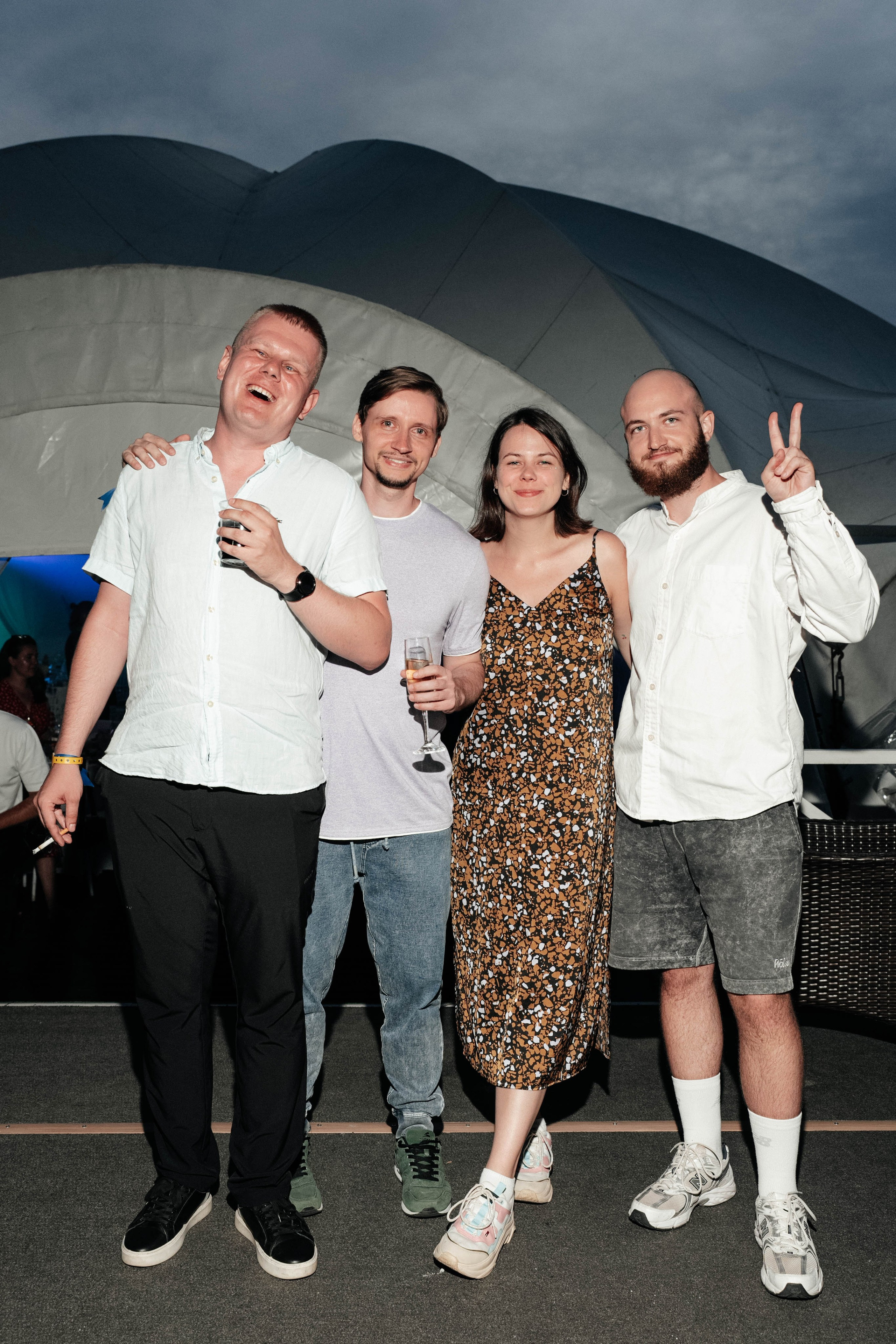 Бери заряд. Свадебный фотограф Москва Александра Аверкова