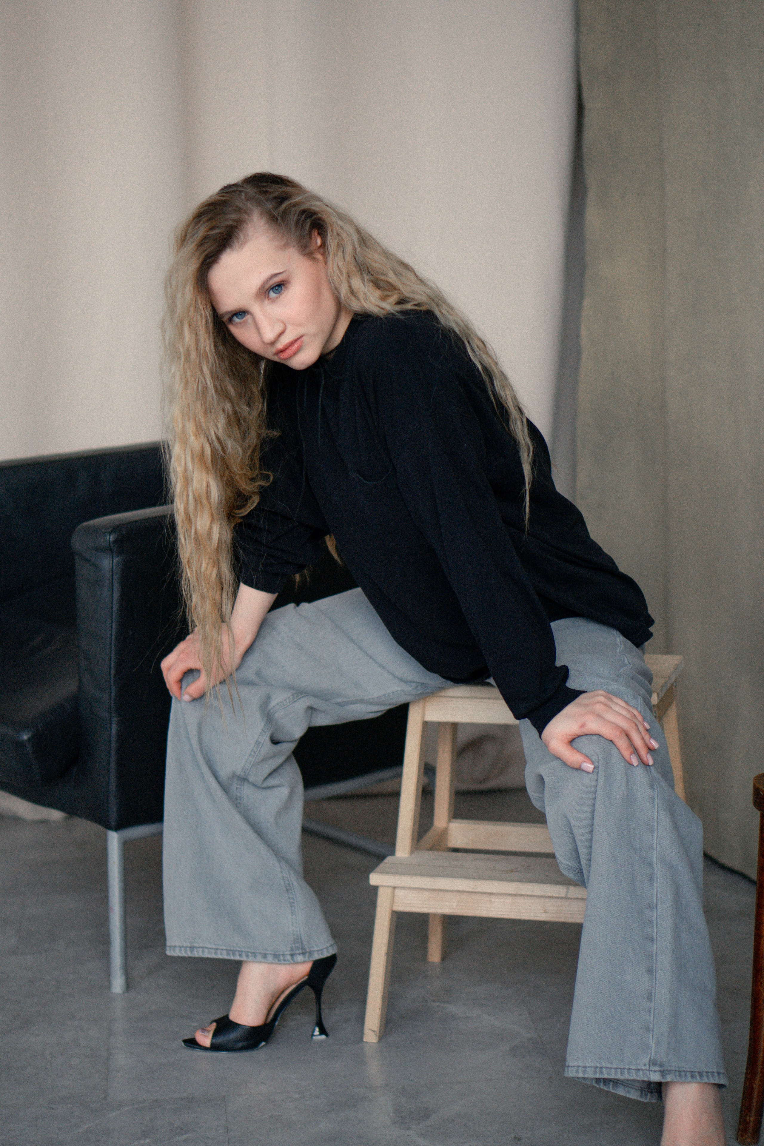 Персональная женская фотосессия в студии. Фотограф Москва