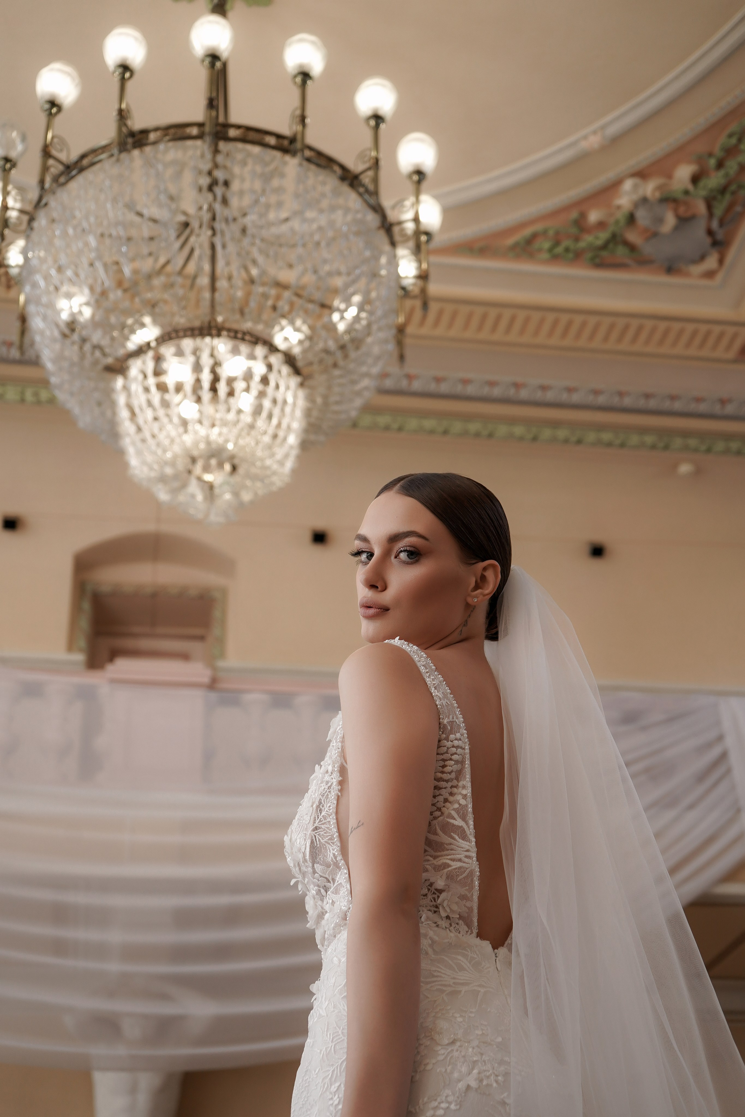 Свадебная фотосессия в Ростове-на-Дону. Фотосессия в отеле Арка, Хаятт, Рэдиссон, Бутик 39, Резиденция и другие. Фотограф Алёна Чёботова. Свадебный фотограф в Ростове-на-Дону. Таинство Крещения и Венчания, семейные фотосессии. Алёна Чёботова