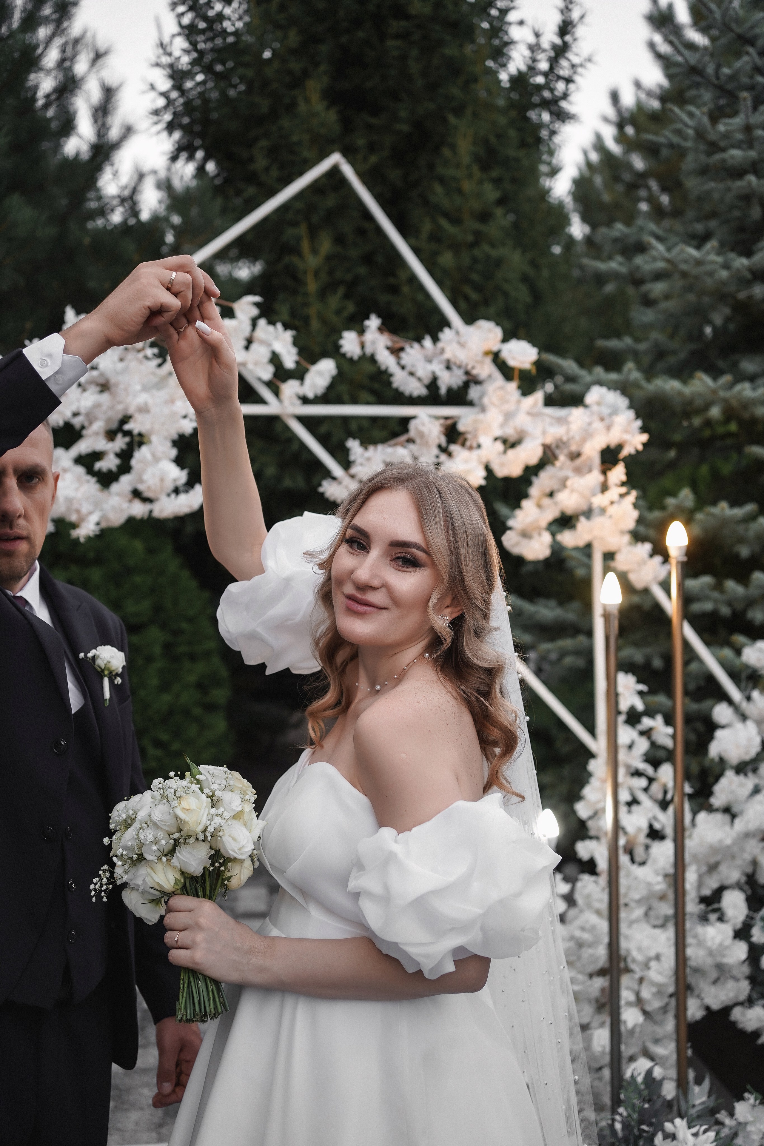 Фотосессия в ресторане Голубое озеро. Фотограф Ростов-на-Дону. Константин и Алёна. Свадебный фотограф в Ростове-на-Дону. Таинство Крещения и Венчания, семейные фотосессии. Алёна Чёботова