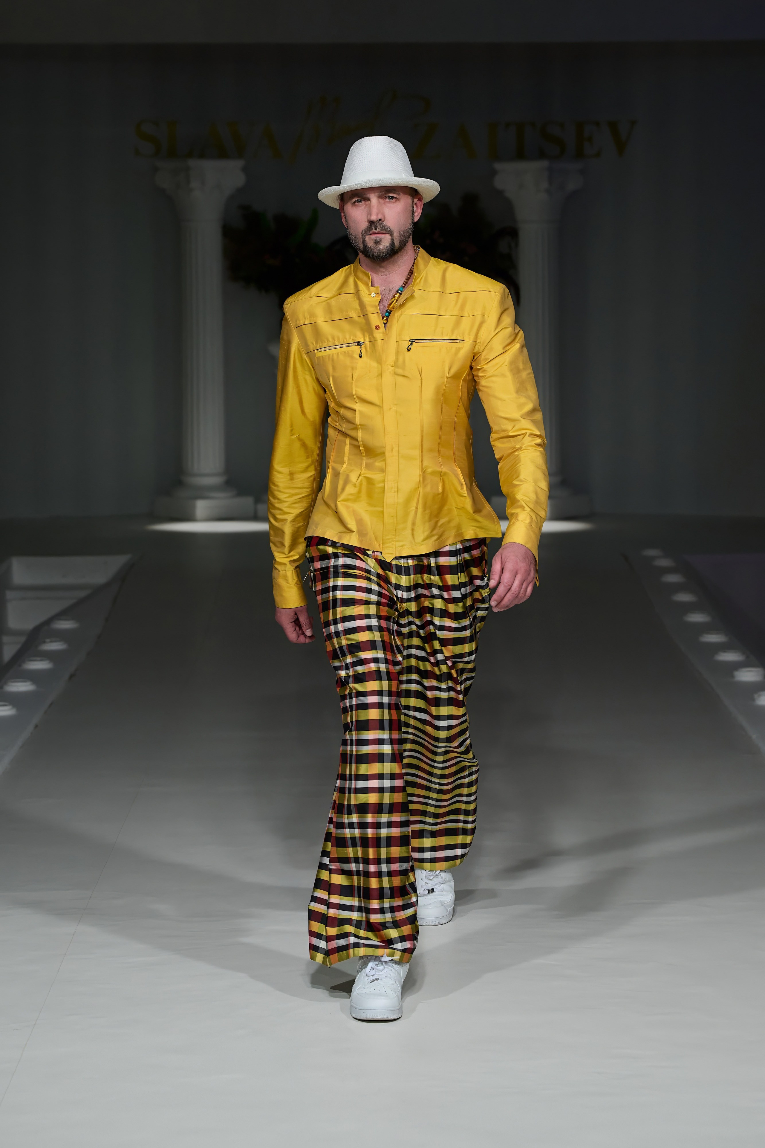 Slava&Yegor Zaitsevs. Показ-спектакль «Воспоминание». 21 июня 2025. Дима Бабушкин. Фотограф. Подиум. Репортаж. Творчество. Дорого