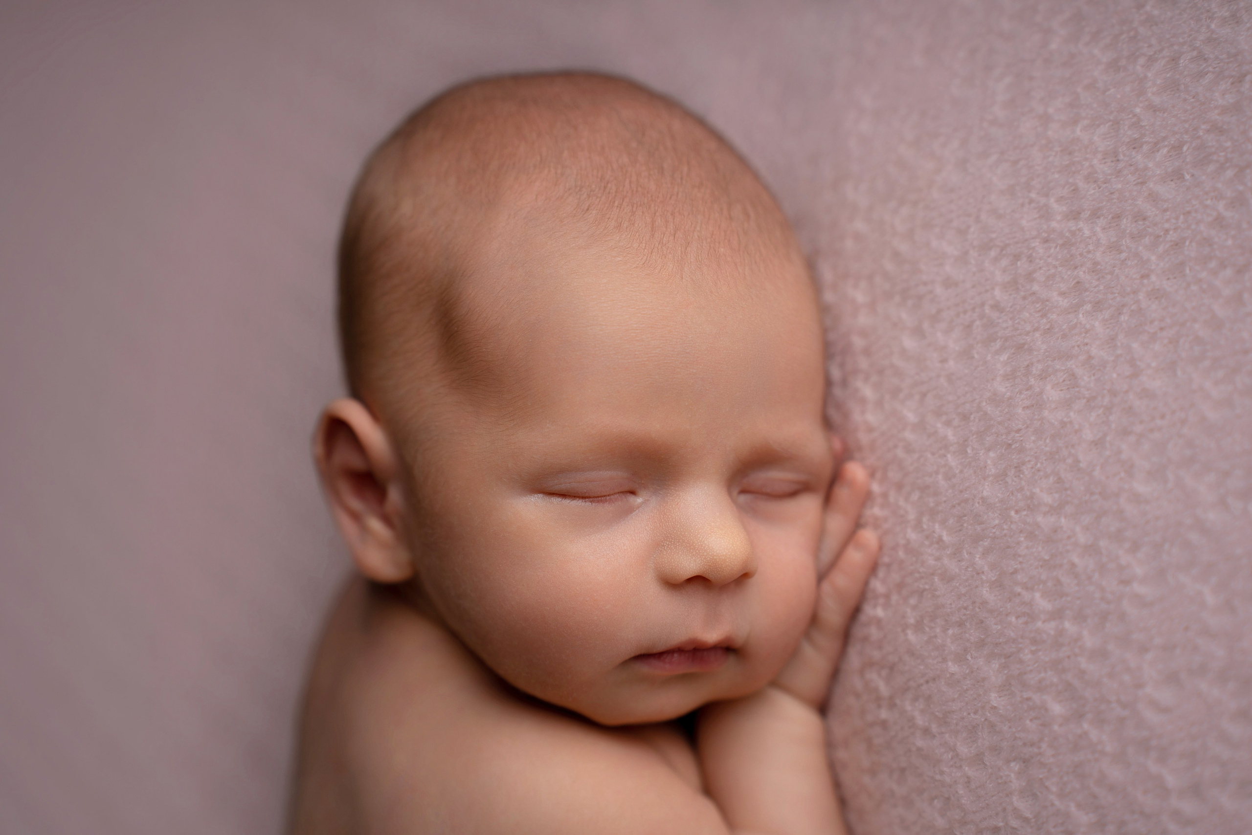 Ньюборн. Фотограф новорожденных Оренбург и свадебный фотограф Оренбург