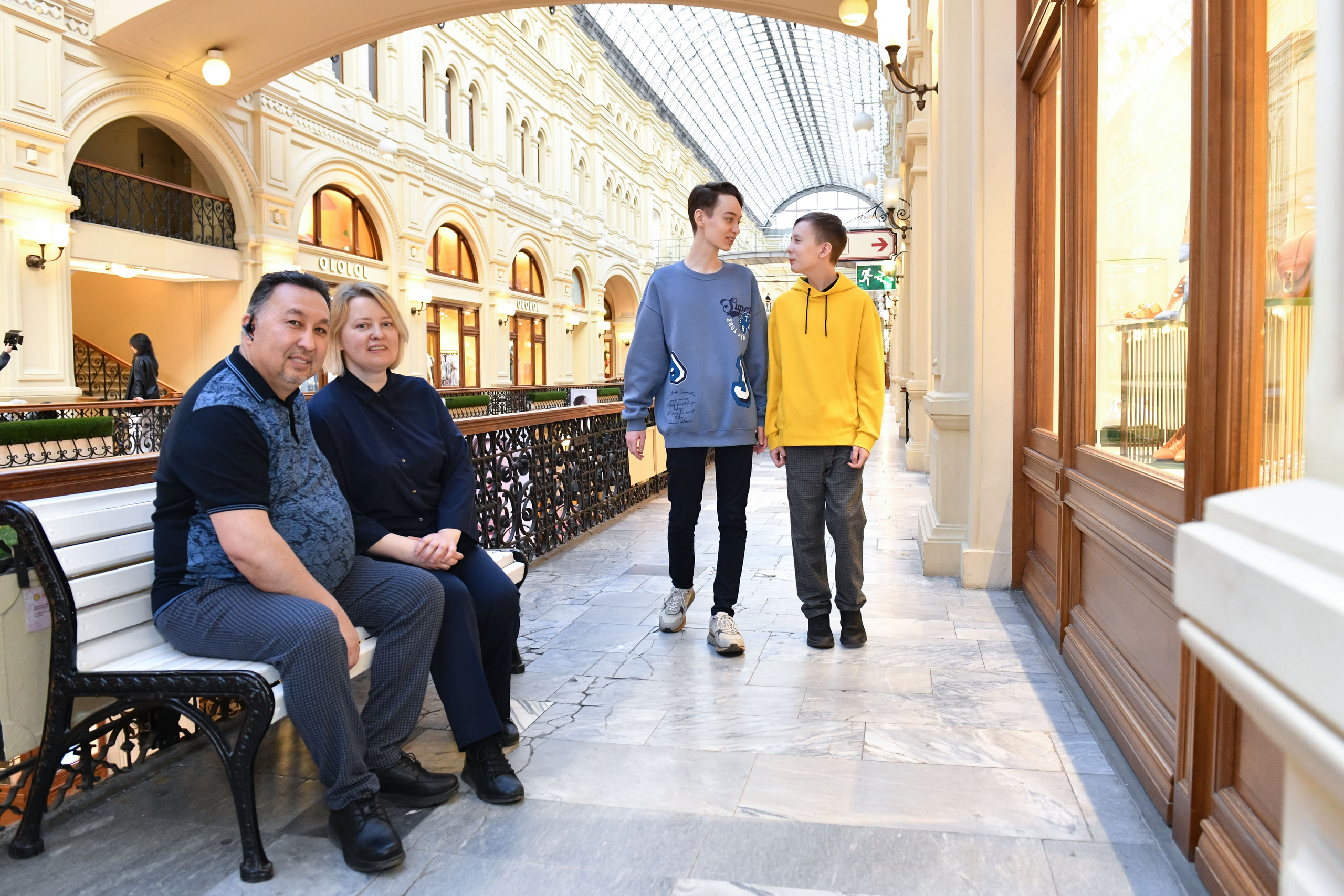 Семья в Гуме. Свадебный и портретный фотограф в Москве Галина Борисова