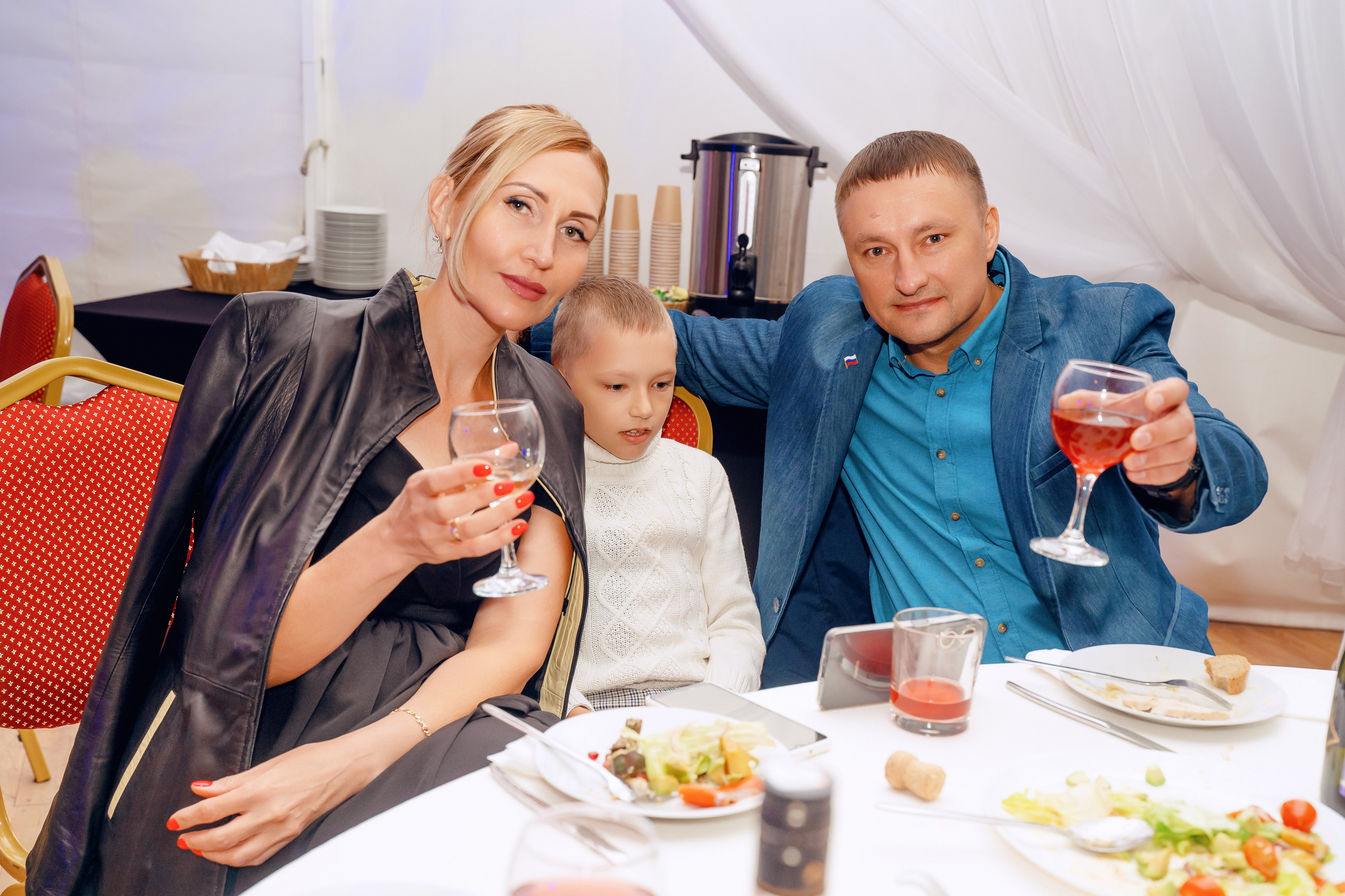 Выпускной 11 класс. Фотограф Ким Наталья в Красноярске