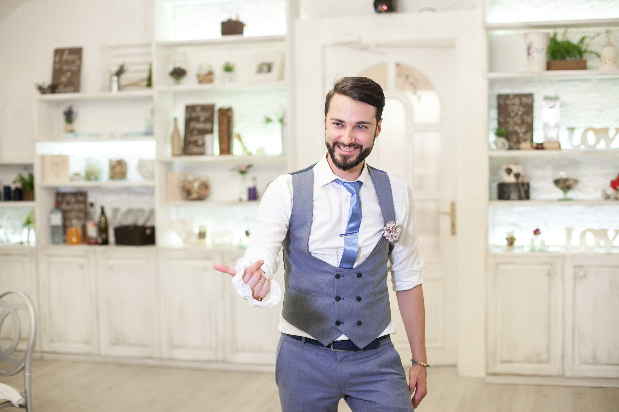 Ты мой космос, свадьба в СПБ. Фотограф крещение венчание в Петербурге! Помогает подобрать храм и посоветовал душевного батюшку в СПб