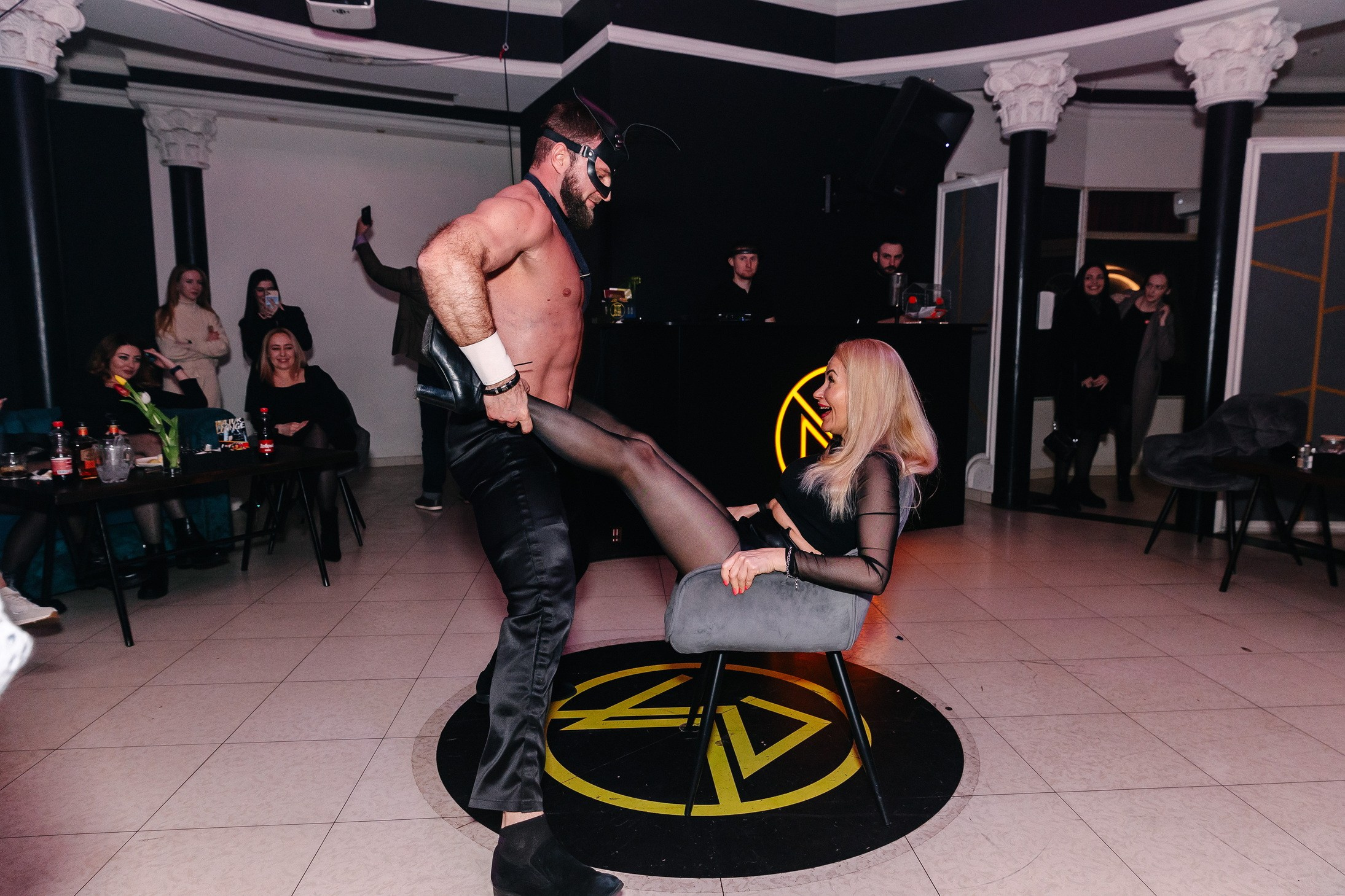 8 марта в лаунж-баре Major 2024. Свадебный, семейный и детский фотограф в Калининграде Елена Кравцова