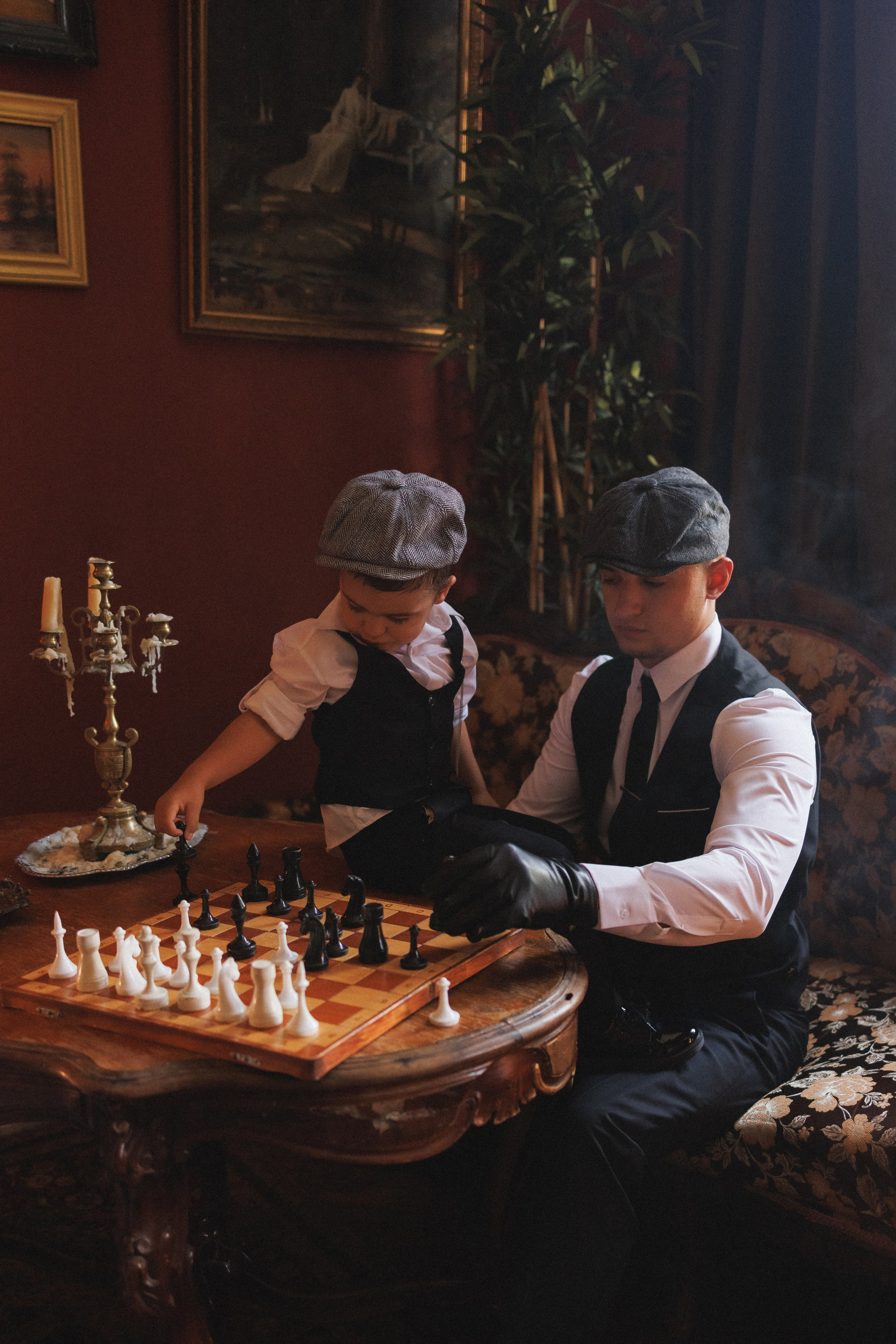 Семейная фотосессия в ретро стиле, фотостудия «Ретроград», город Краснодар. Семейный и детский фотограф в Краснодаре Анна Трашкова