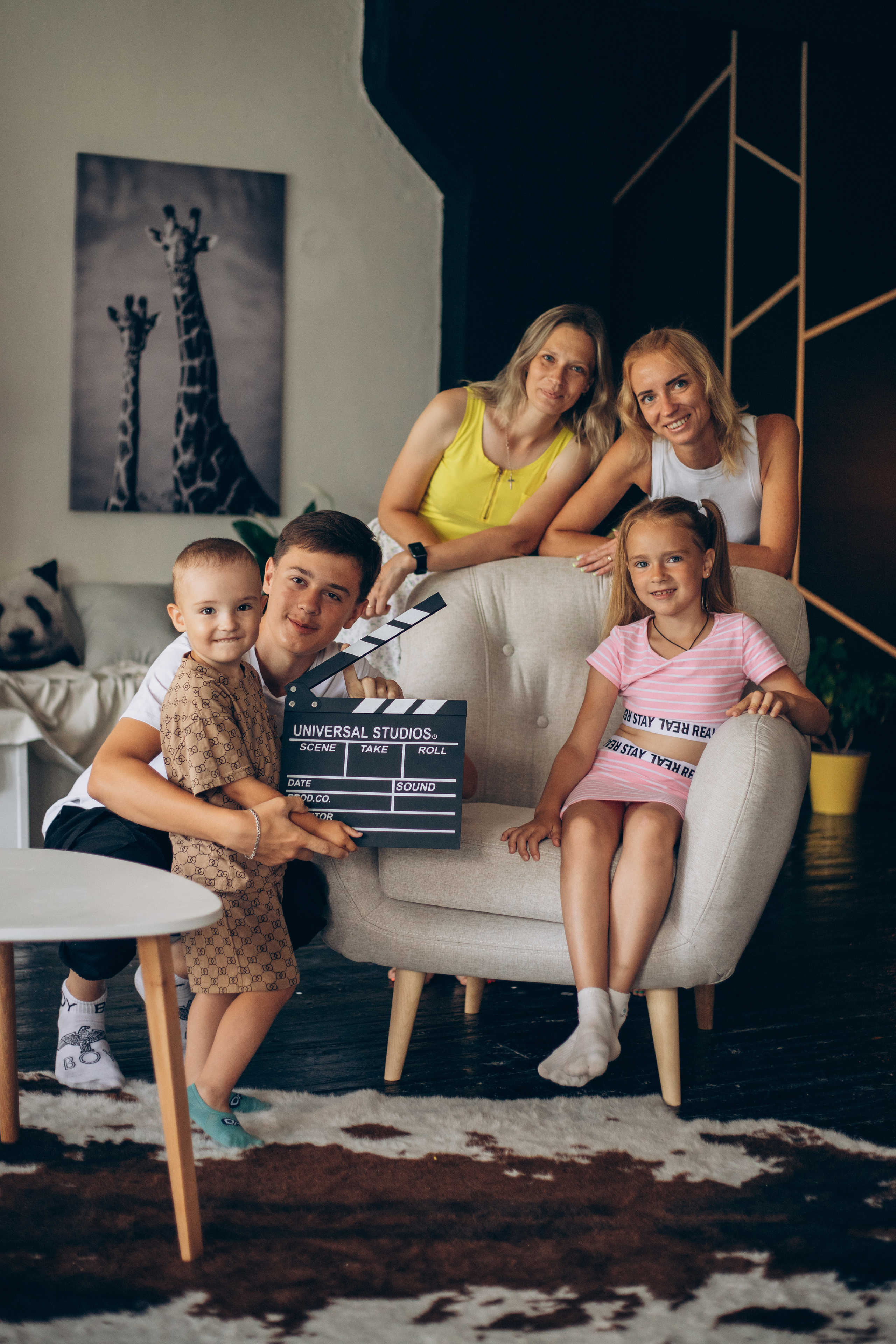 Семейная фотосессия для Марины, Савелия, Ирины, Влада и Насти. Семейный и детский фотограф Новокузнецк Евгения Лебеденко