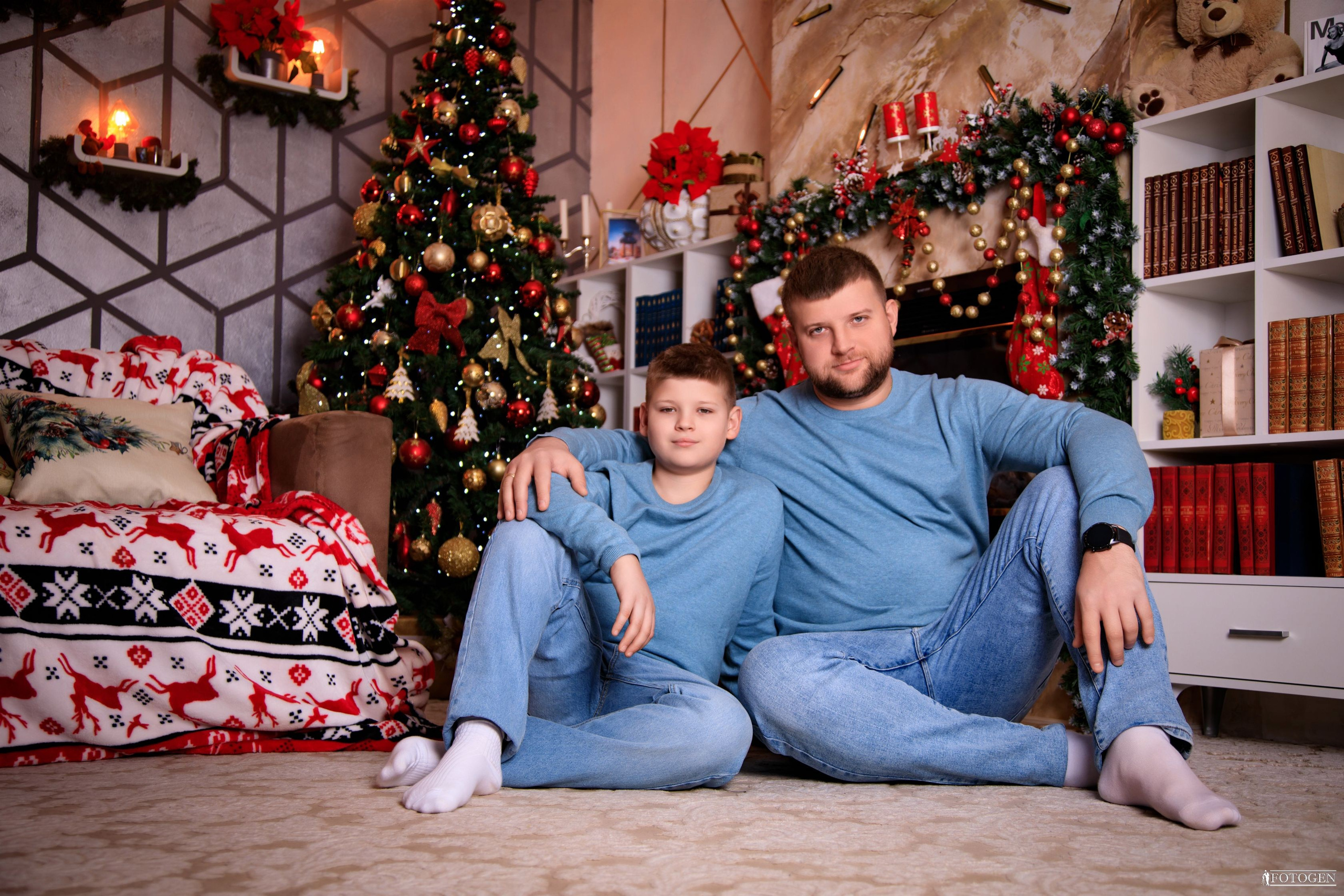 Портфолио семейных фотосессий: Праздничная идиллия с детьми. Интерьерная фотостудия FOTOGEN г. Краснодар