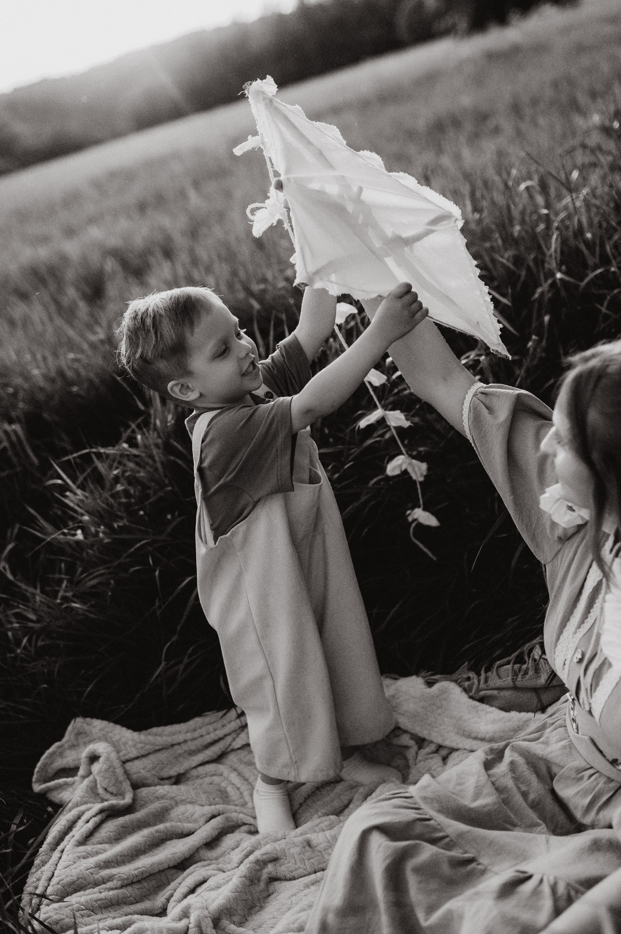 Фотосессия на природе мамы и сына. Фотограф Алексин, Тула