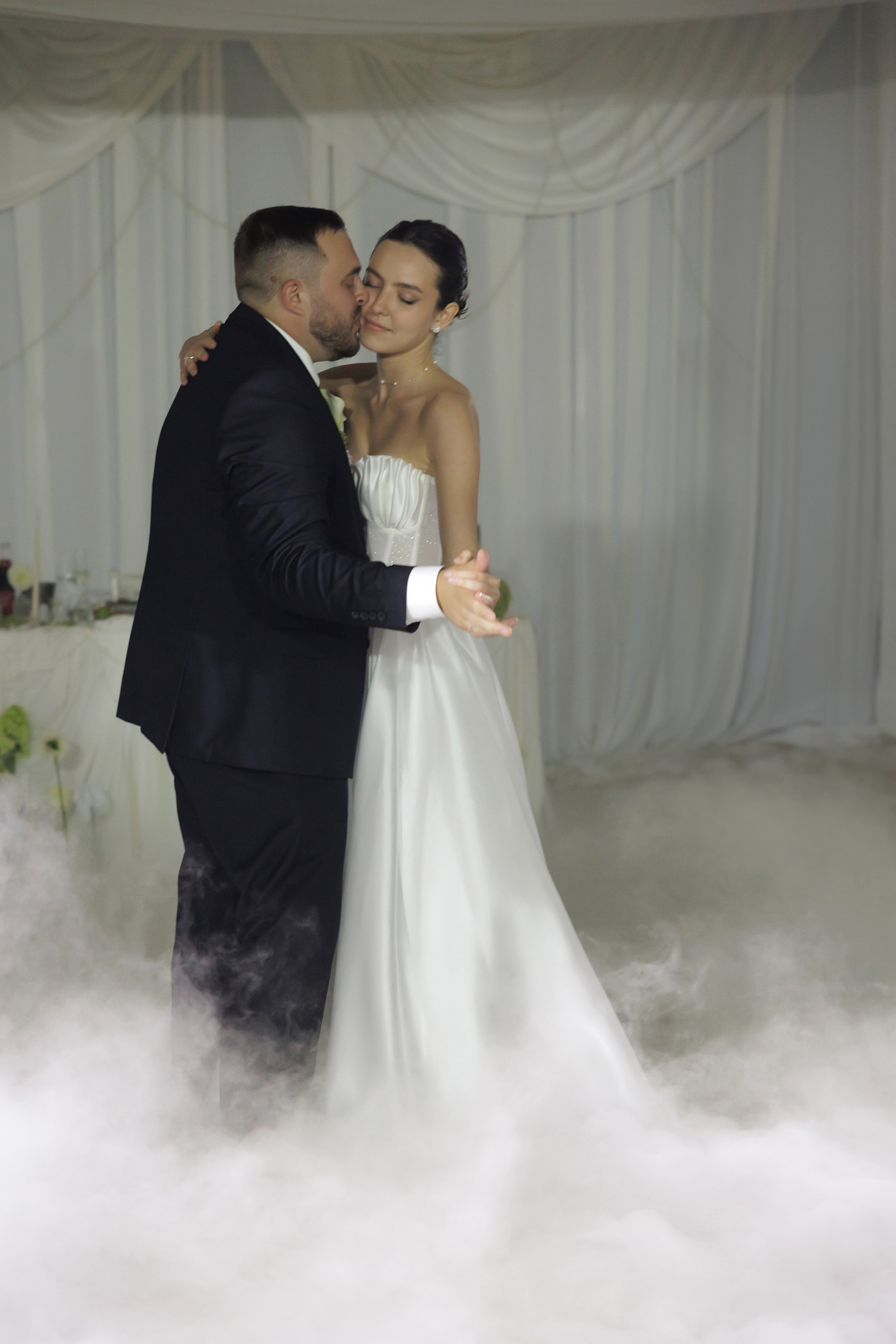 Ты рядом со мной, и это — самый чистый кайф! ♥. Свадебный фотограф Калининград